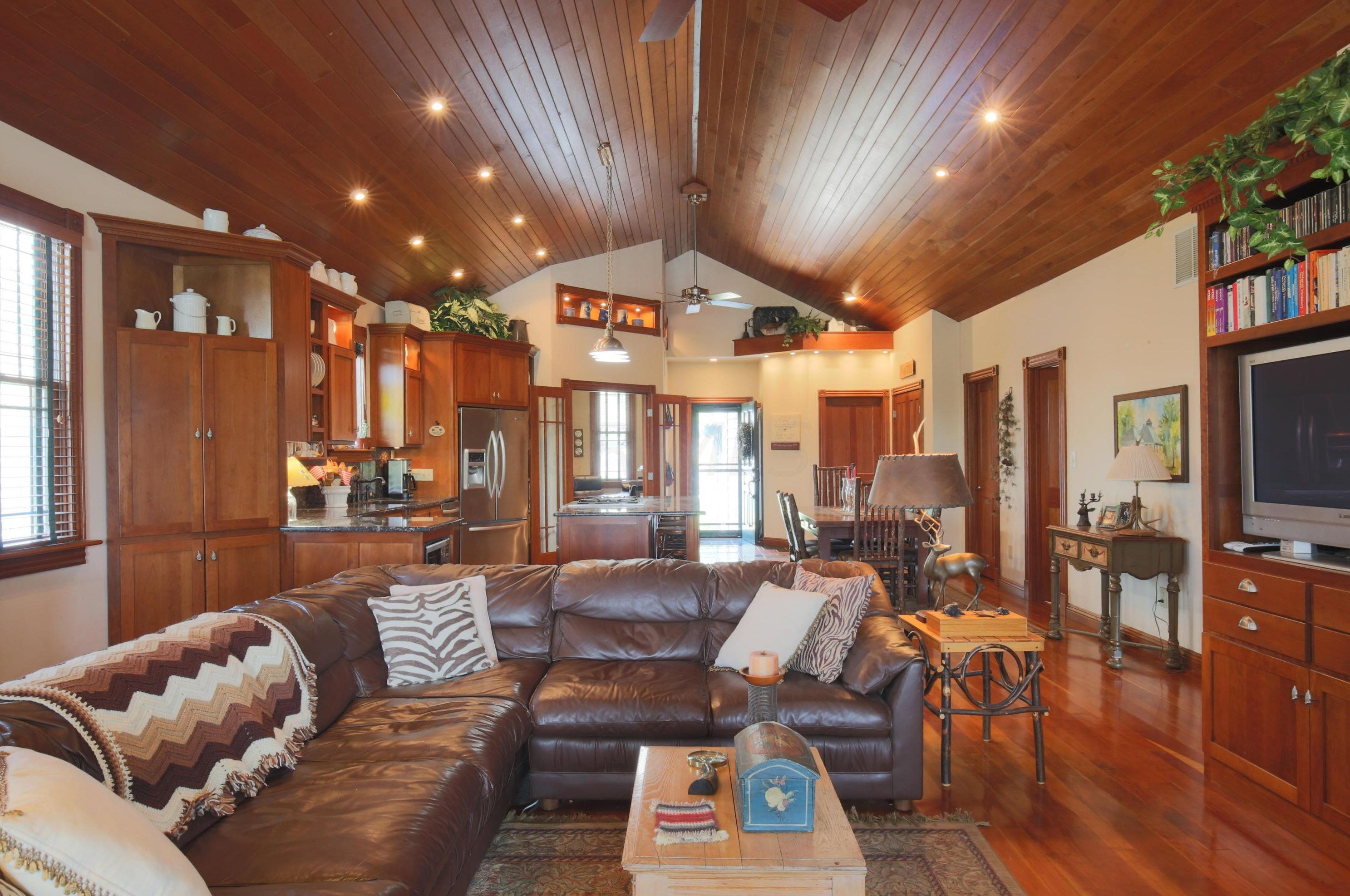 3081 Greenlawn Ave, Millersport OH  43046-9739 exterior