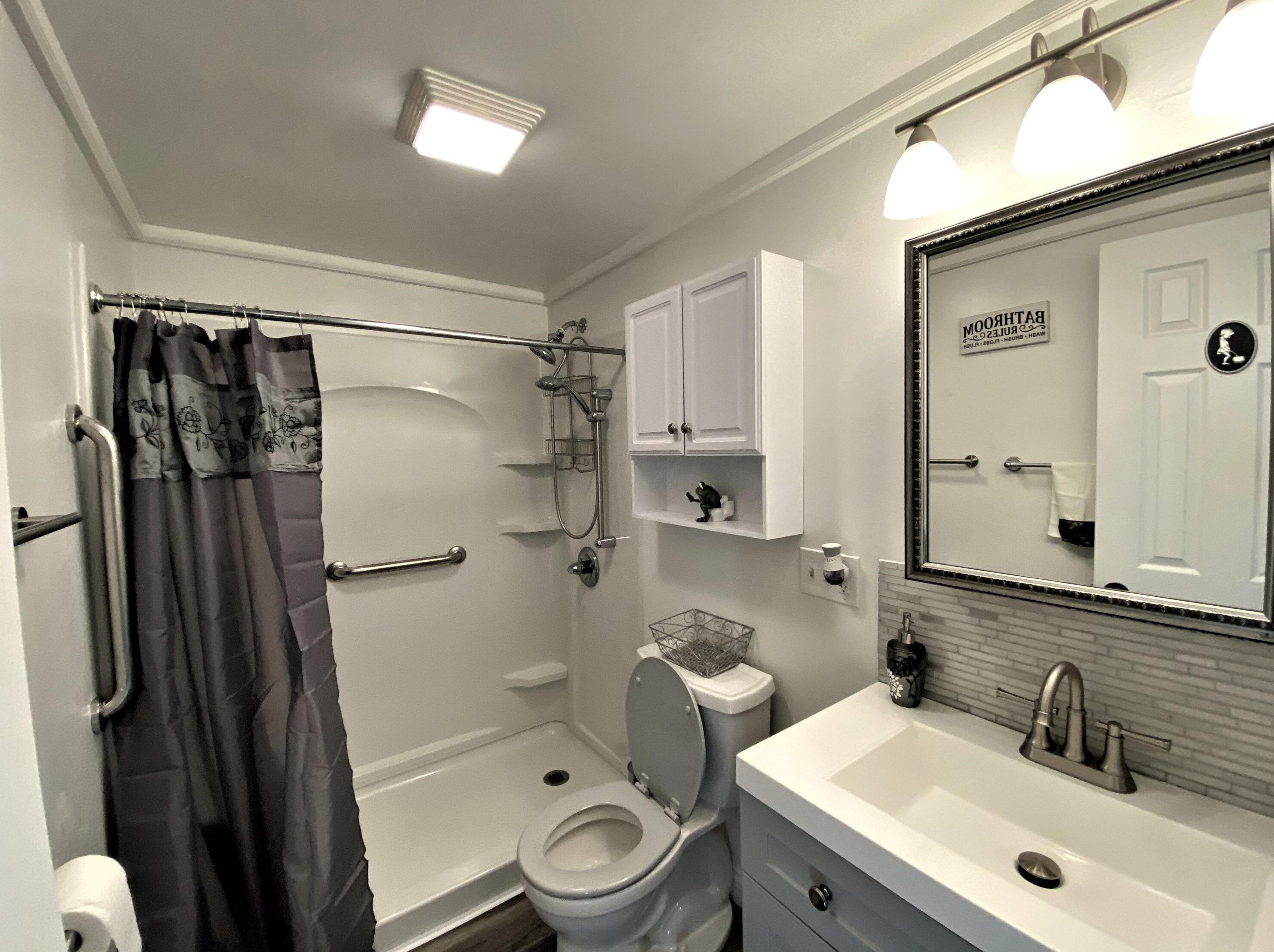 2417 Mecca Rd, Columbus OH  43224-4643 exterior