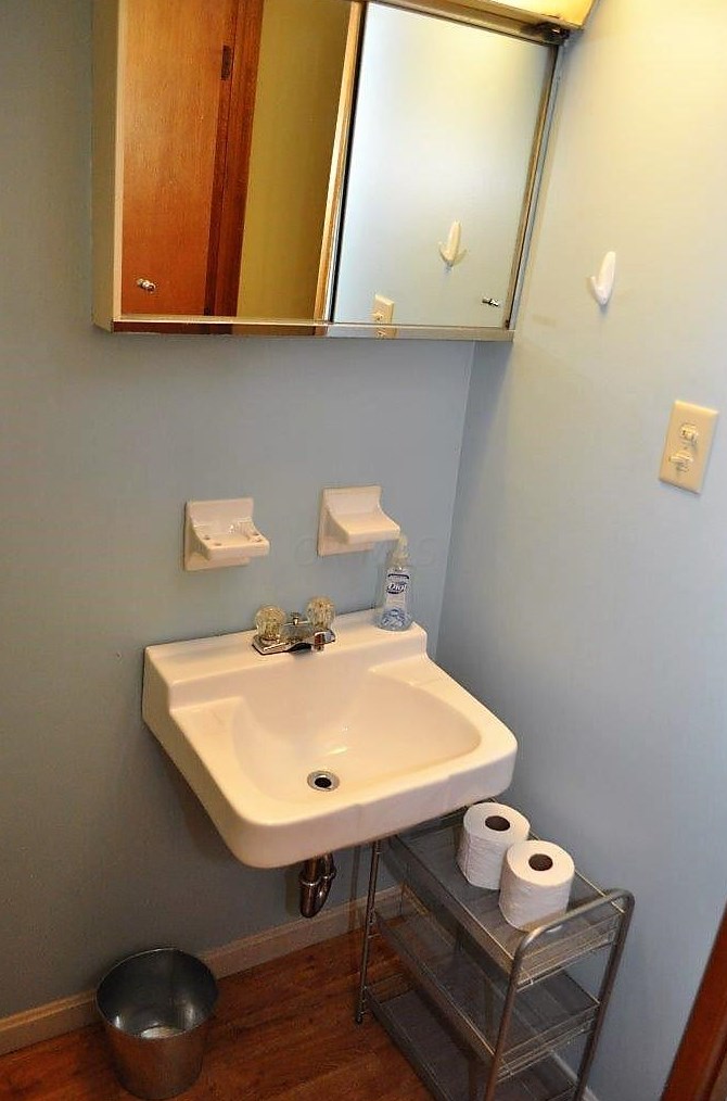 1901 Brookfield Rd, Columbus OH  43229-8824 exterior