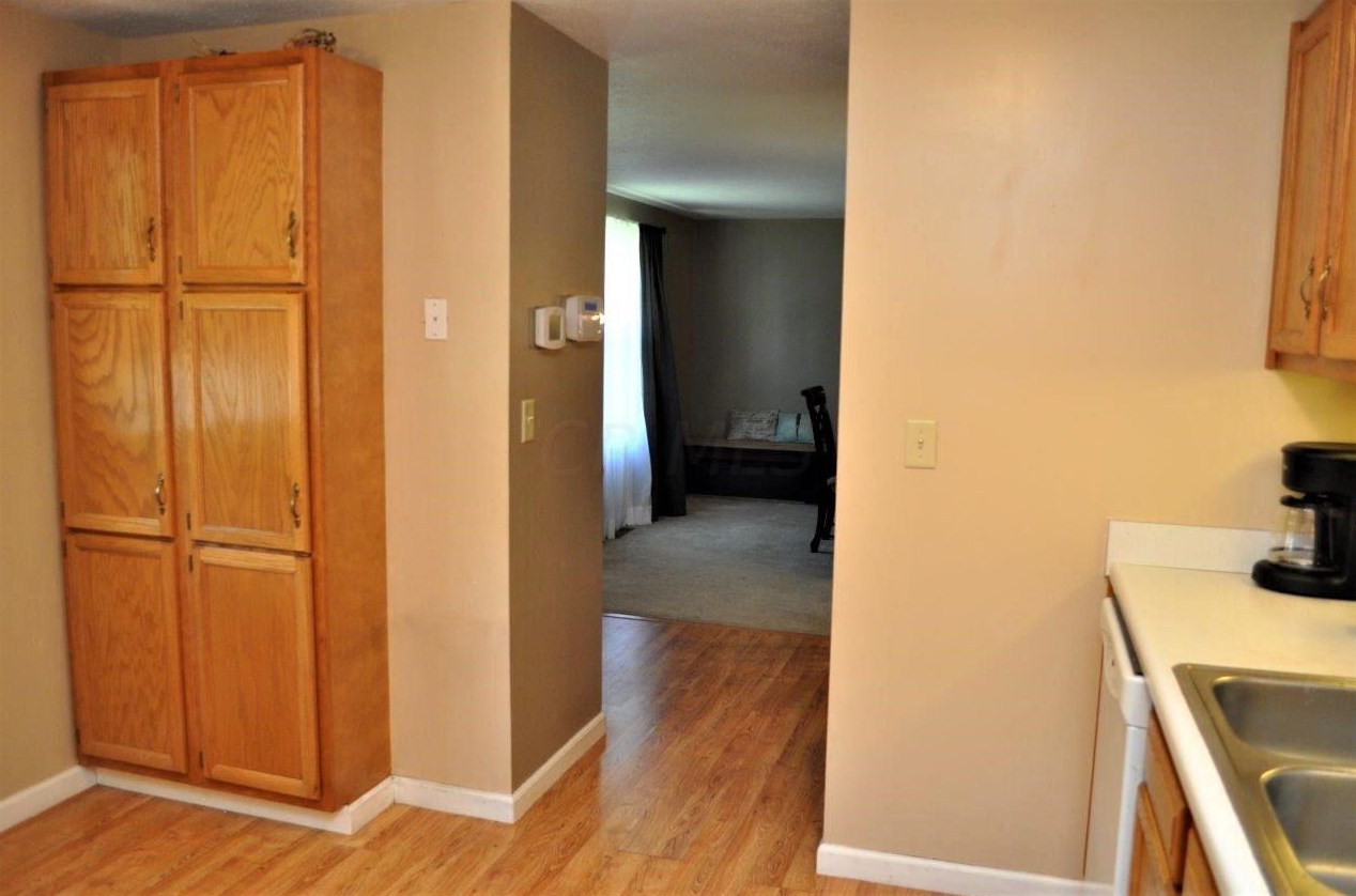 1901 Brookfield Rd, Columbus OH  43229-8824 exterior