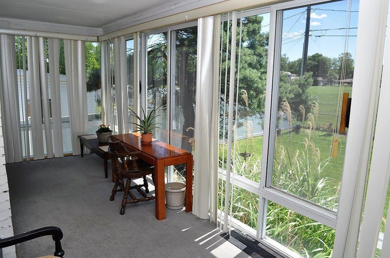 1901 Brookfield Rd, Columbus OH  43229-8824 exterior