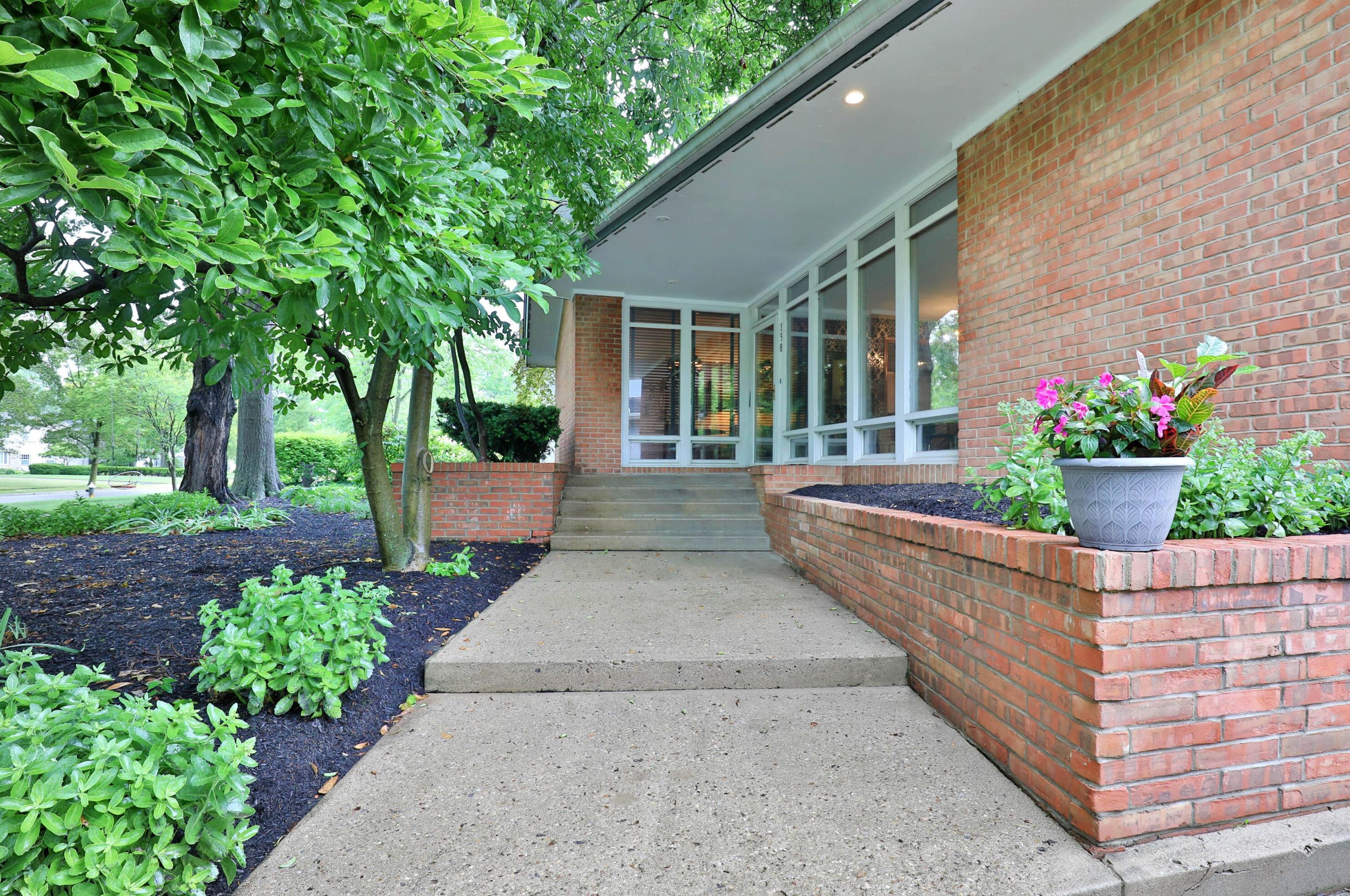 138 Merkle Rd, Columbus OH 43209-1554 exterior