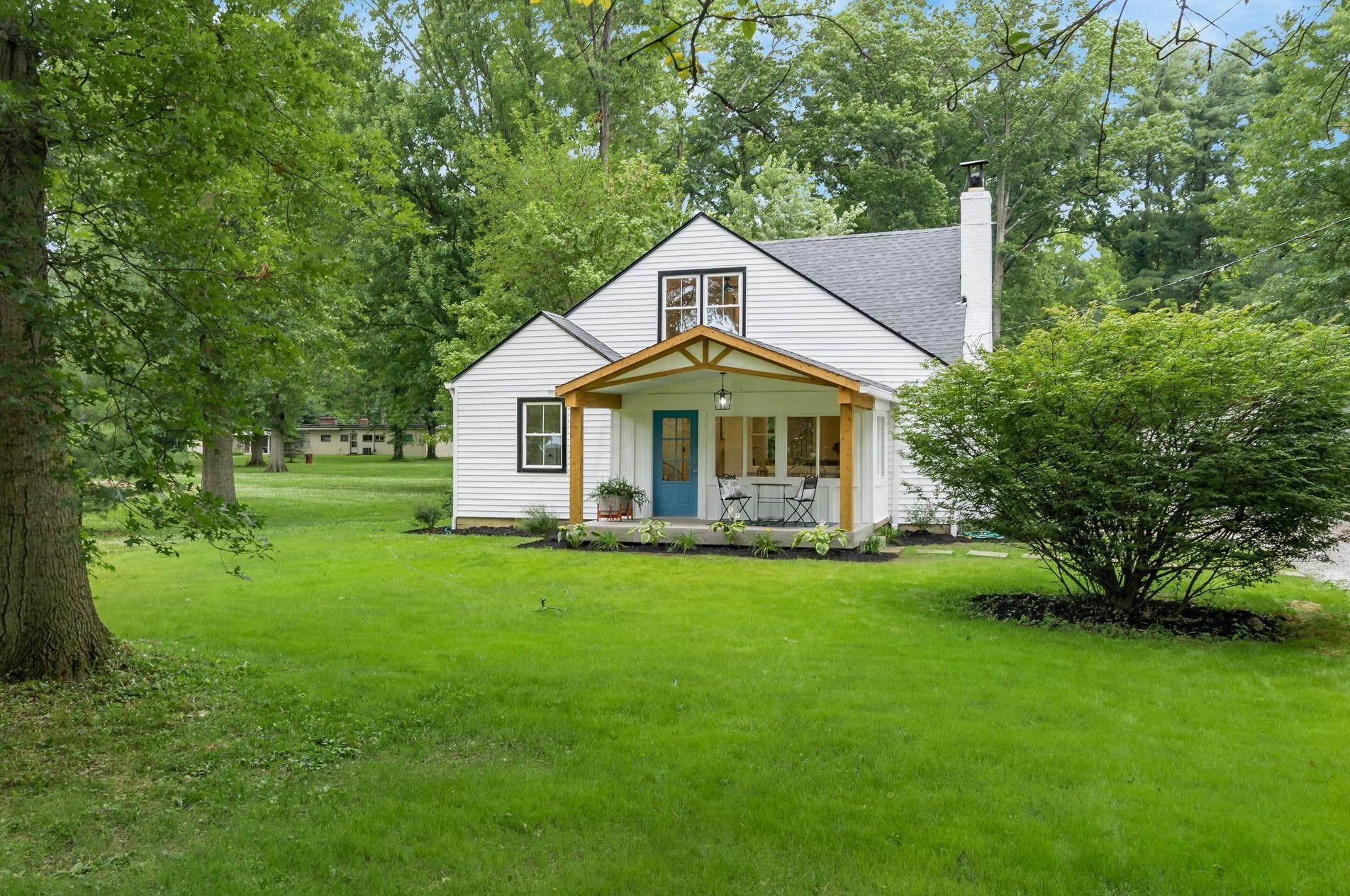 470 Johnstown Rd, Columbus OH  43230-2145 exterior