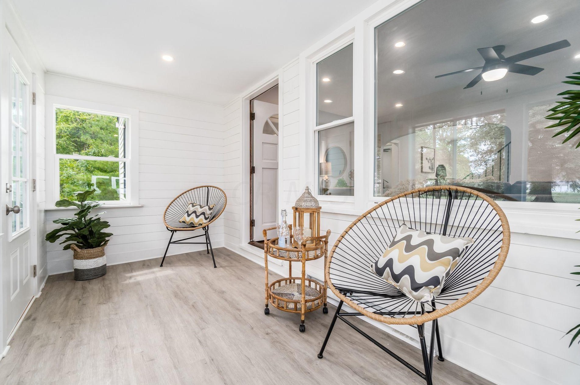 470 Johnstown Rd, Columbus OH  43230-2145 exterior