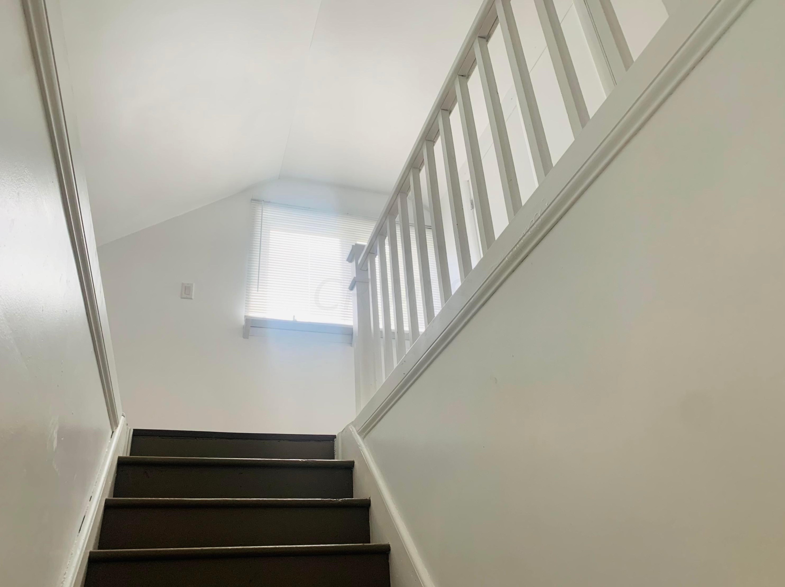 812 Hampton Rd, Columbus OH  43227-1044 exterior