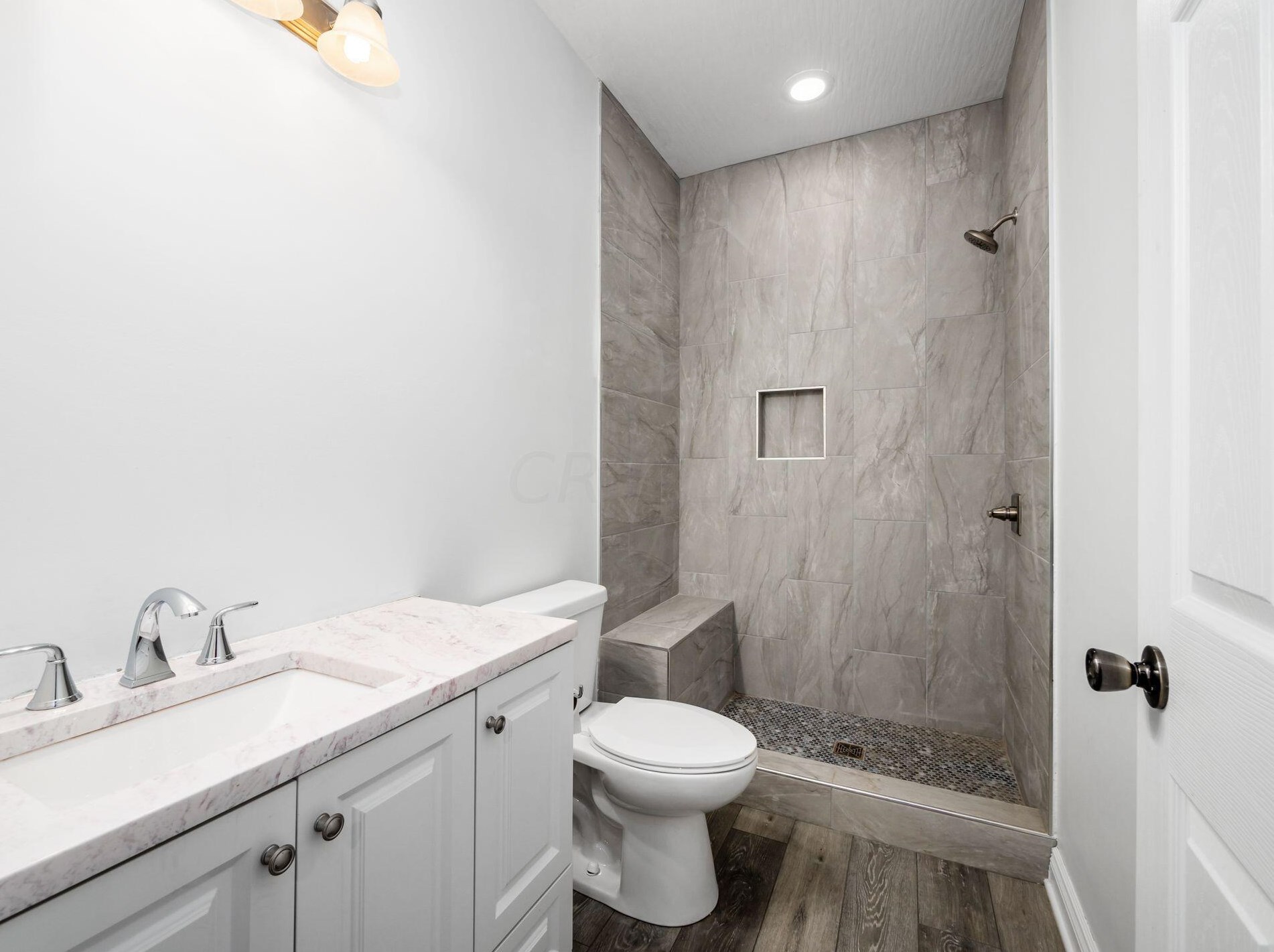 349 Warren Ave, Columbus OH  43204-3057 exterior