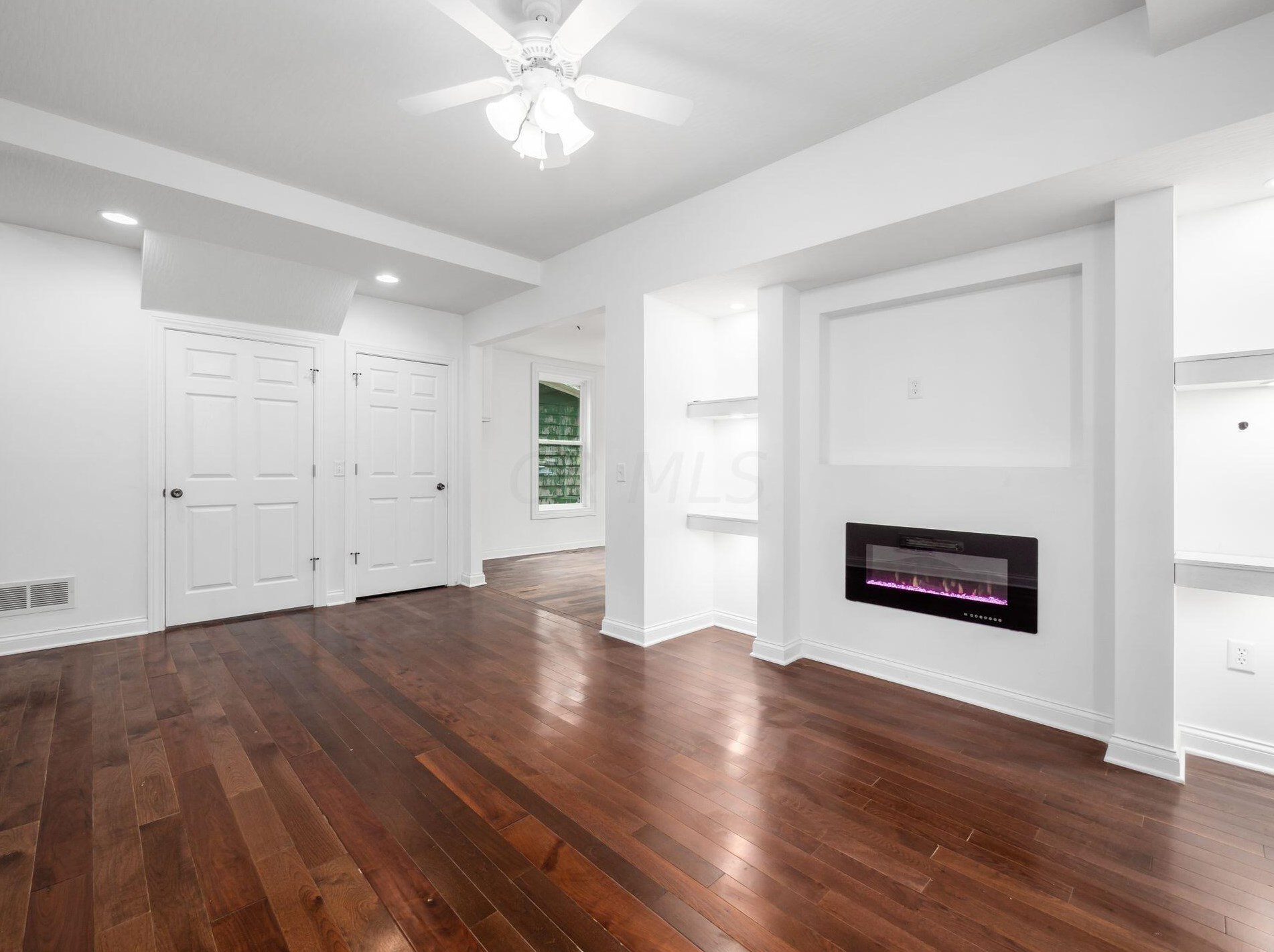 349 Warren Ave, Columbus OH  43204-3057 exterior