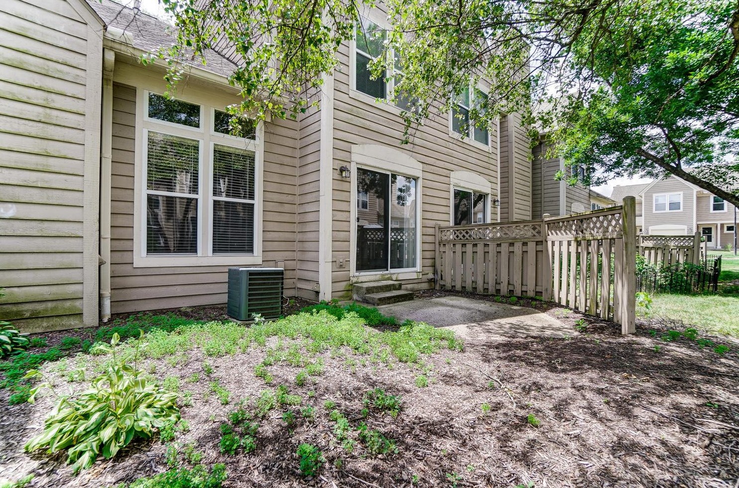 3682 Hilliard Sta Rd, Hilliard OH 43026-9338 exterior