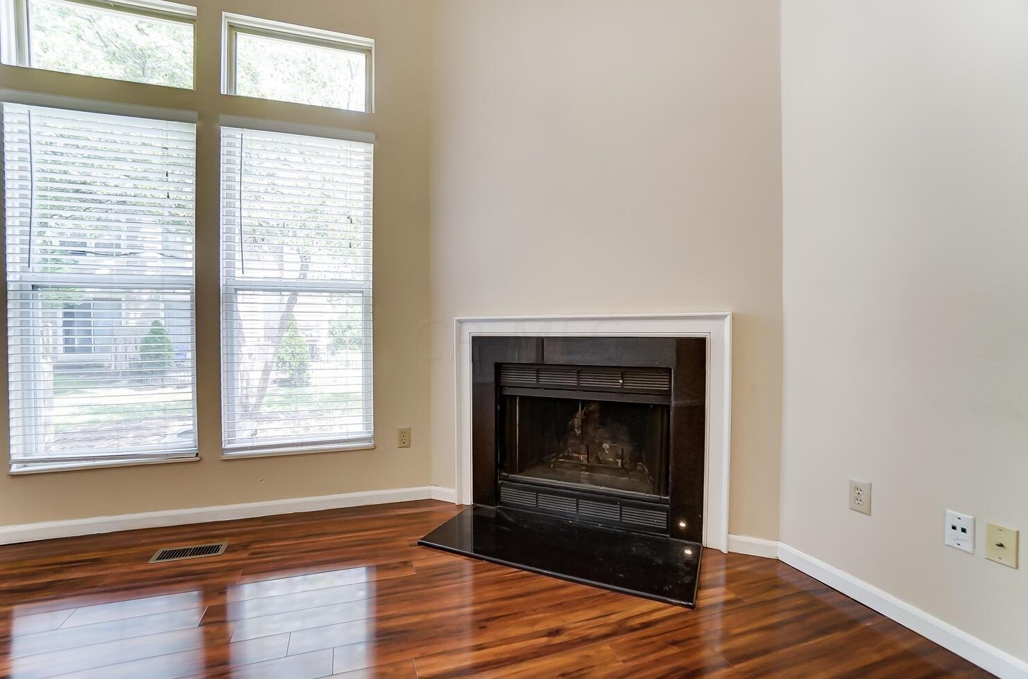 3682 Hilliard Sta Rd, Hilliard OH 43026-9338 exterior