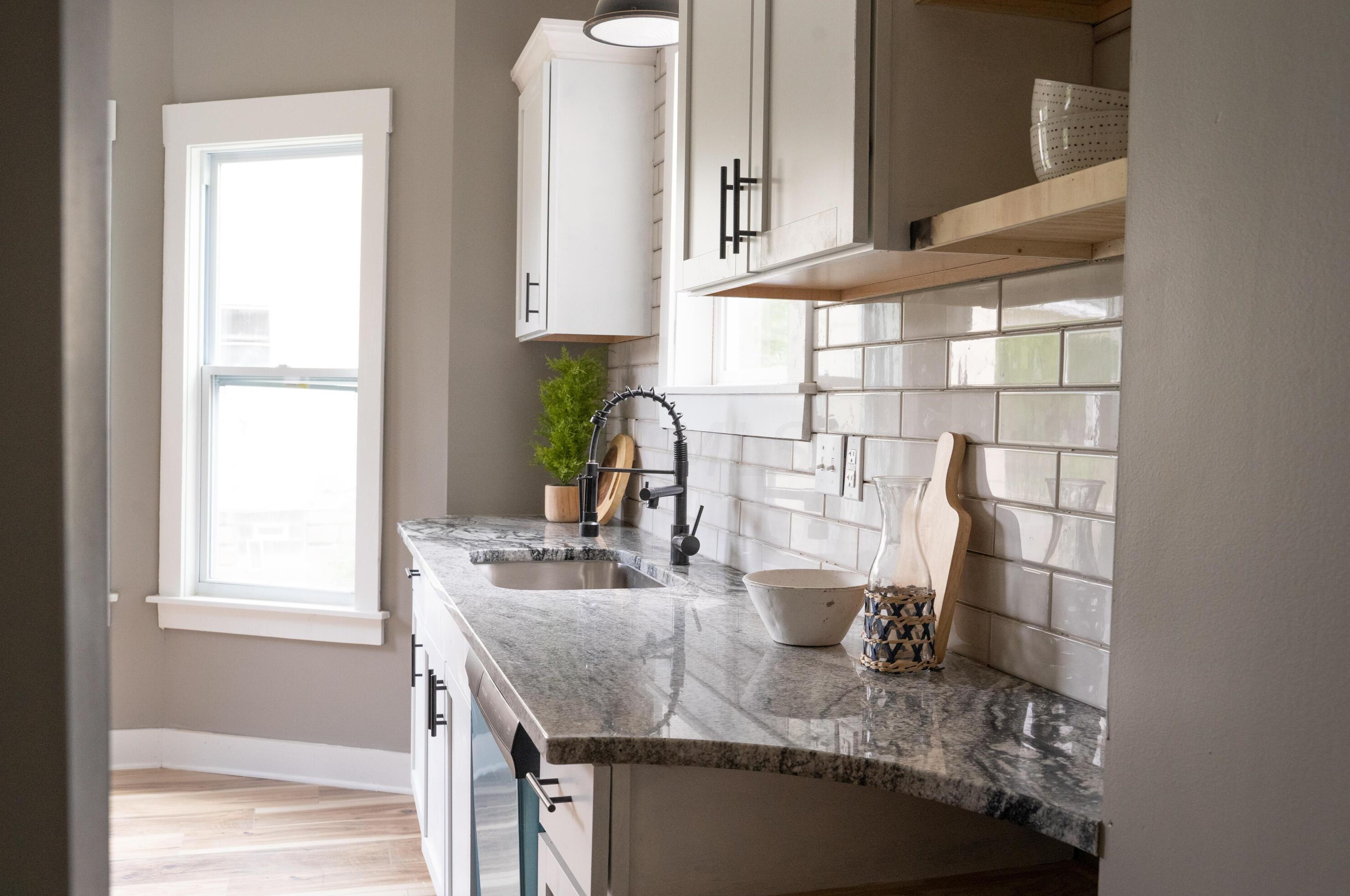 1005 Studer Ave, Columbus OH  43206-1676 exterior