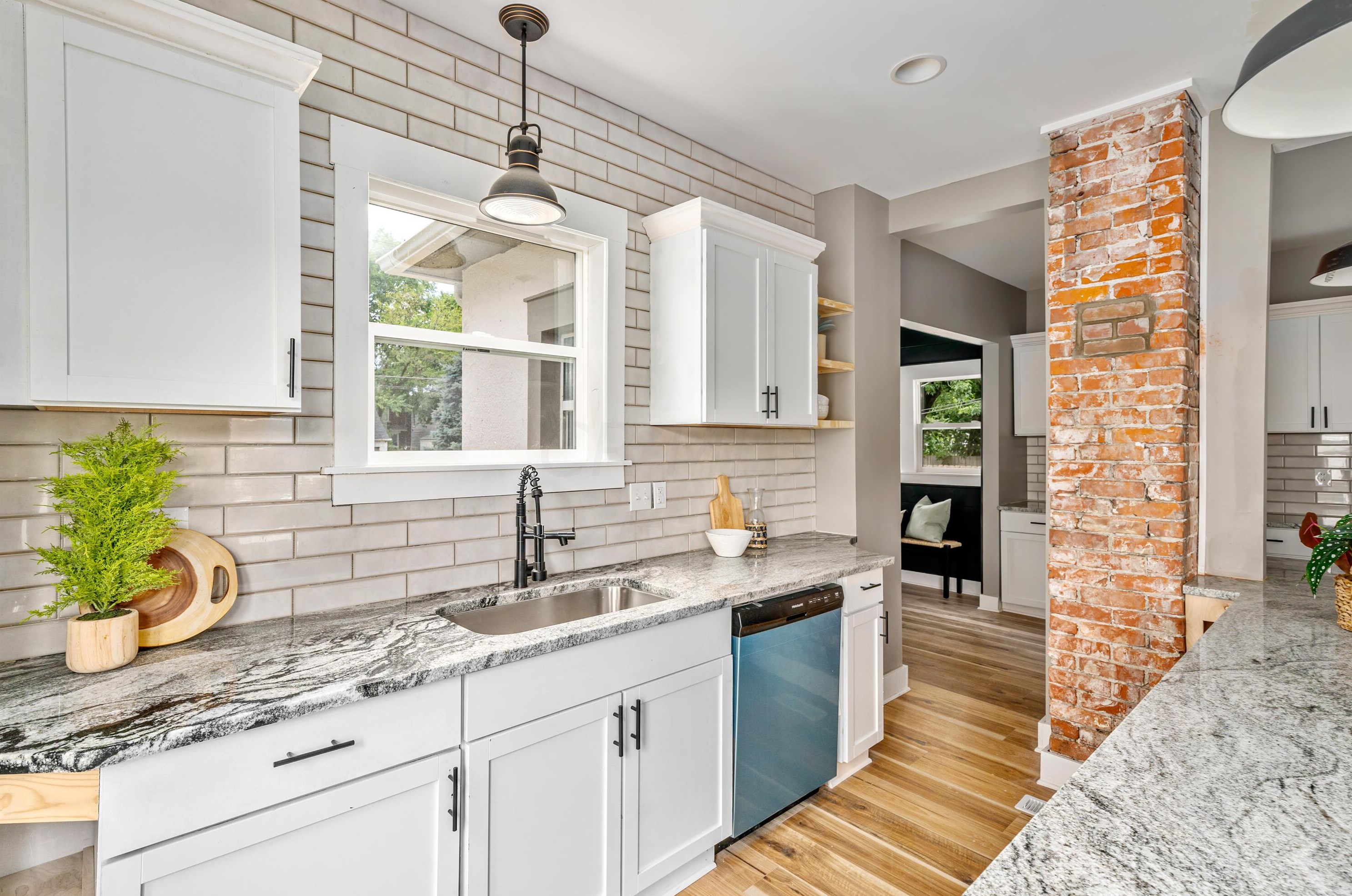 1005 Studer Ave, Columbus OH  43206-1676 exterior