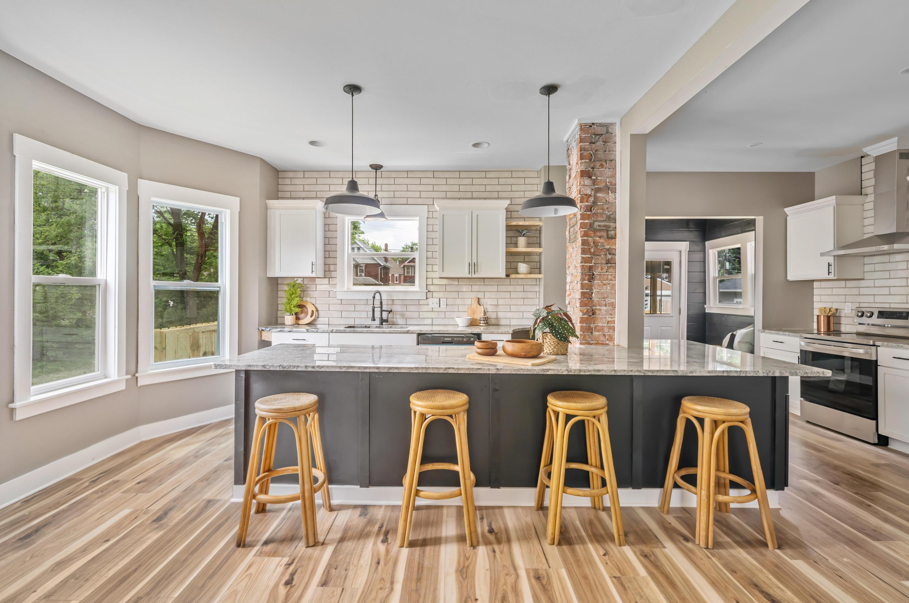 1005 Studer Ave, Columbus OH  43206-1676 exterior