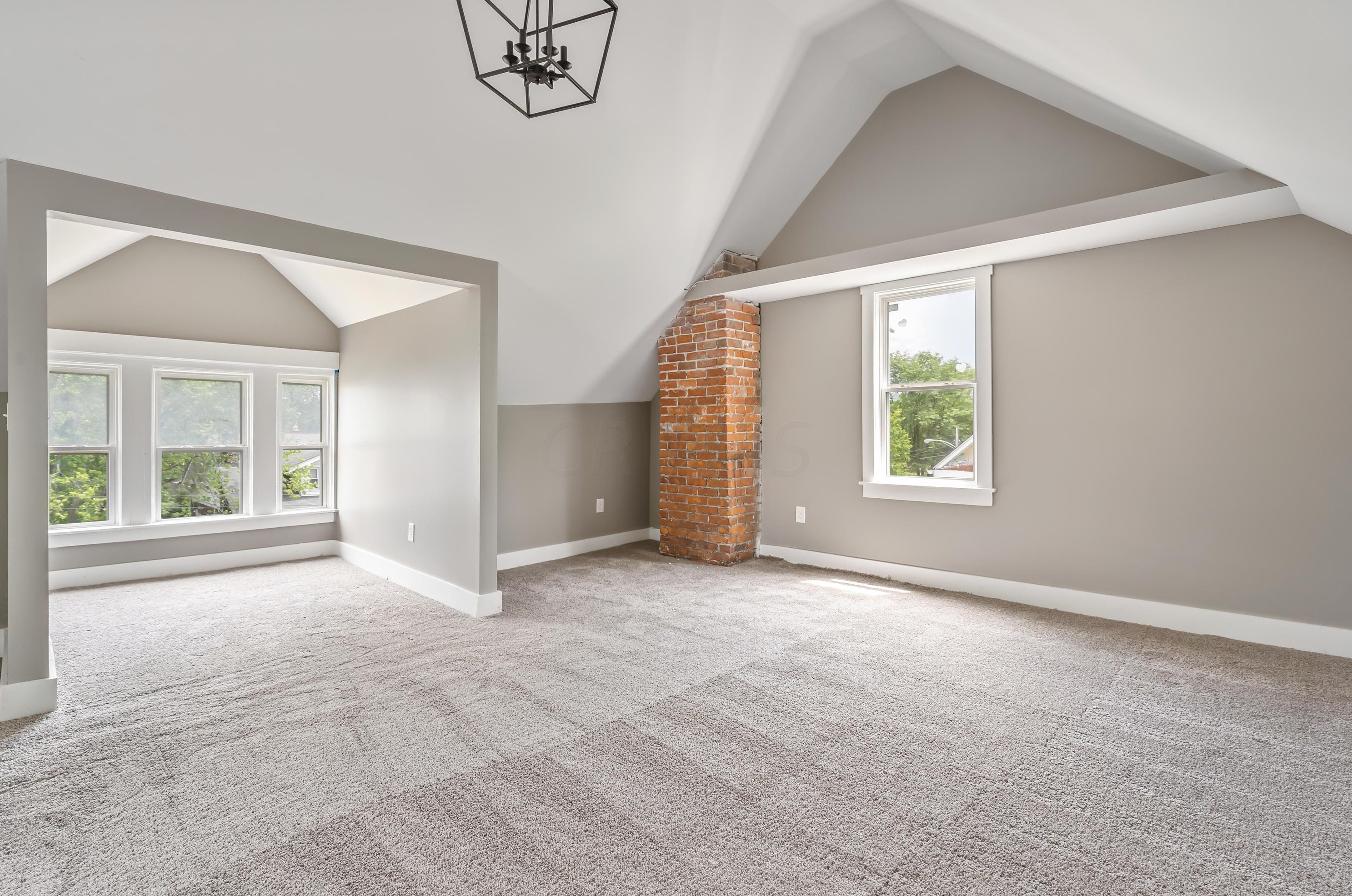 1005 Studer Ave, Columbus OH  43206-1676 exterior