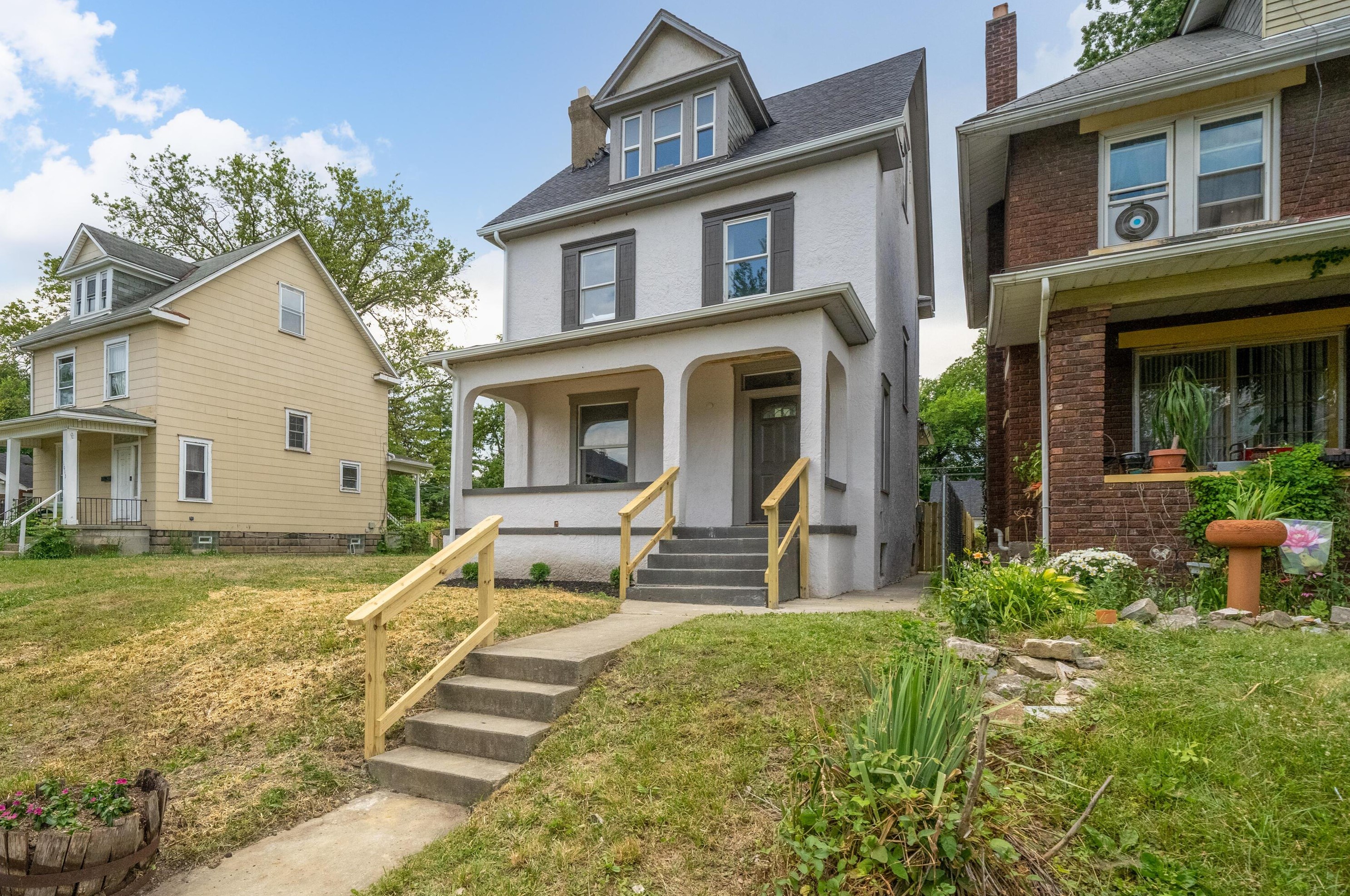 1005 Studer Ave, Columbus OH  43206-1676 exterior