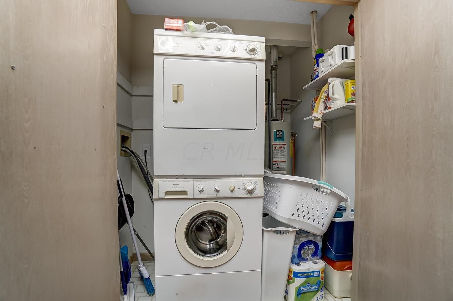 58 Villa Pointe Dr, Columbus OH  43213-1542 exterior