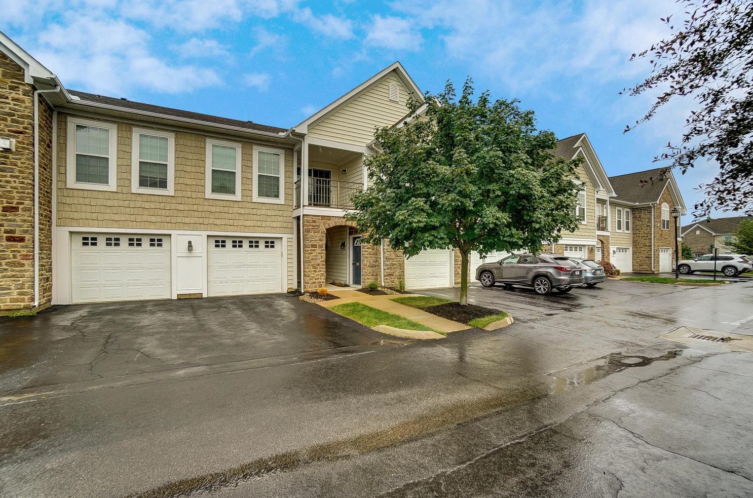 5080 Calais Dr, Columbus OH  43221-5685 exterior