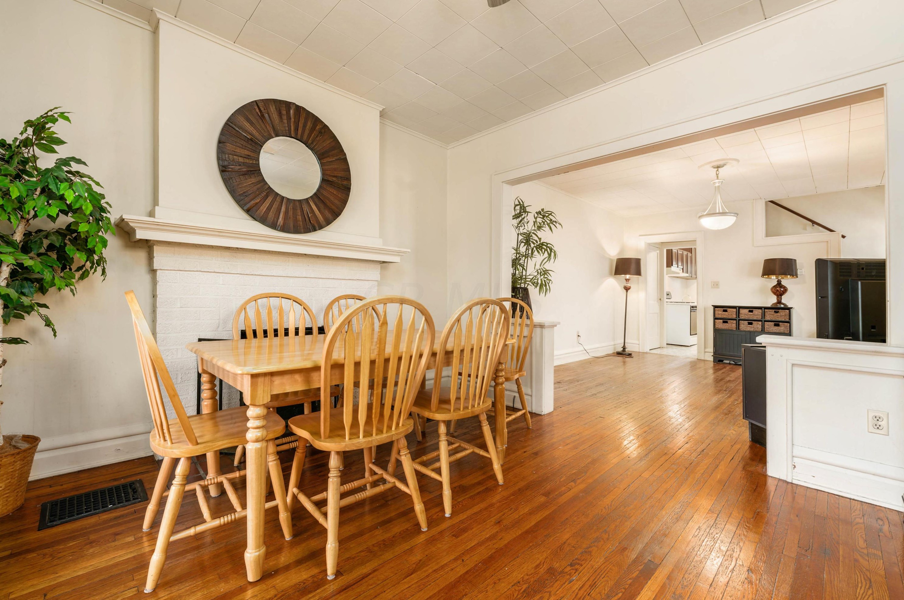 226 Kelso Rd, Columbus OH  43202-2304 exterior