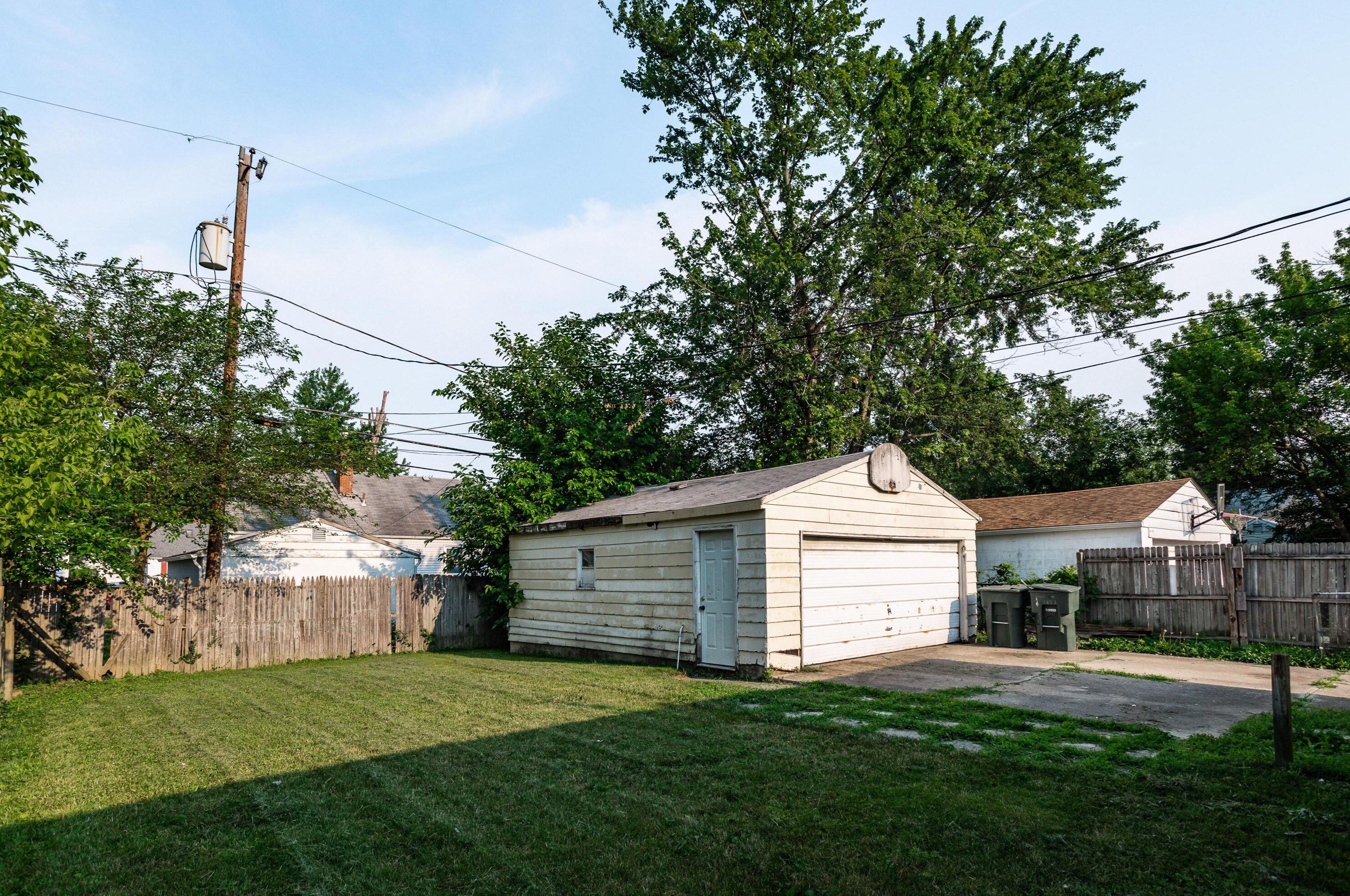 3453 Bremen St, Columbus OH 43224-3435 exterior