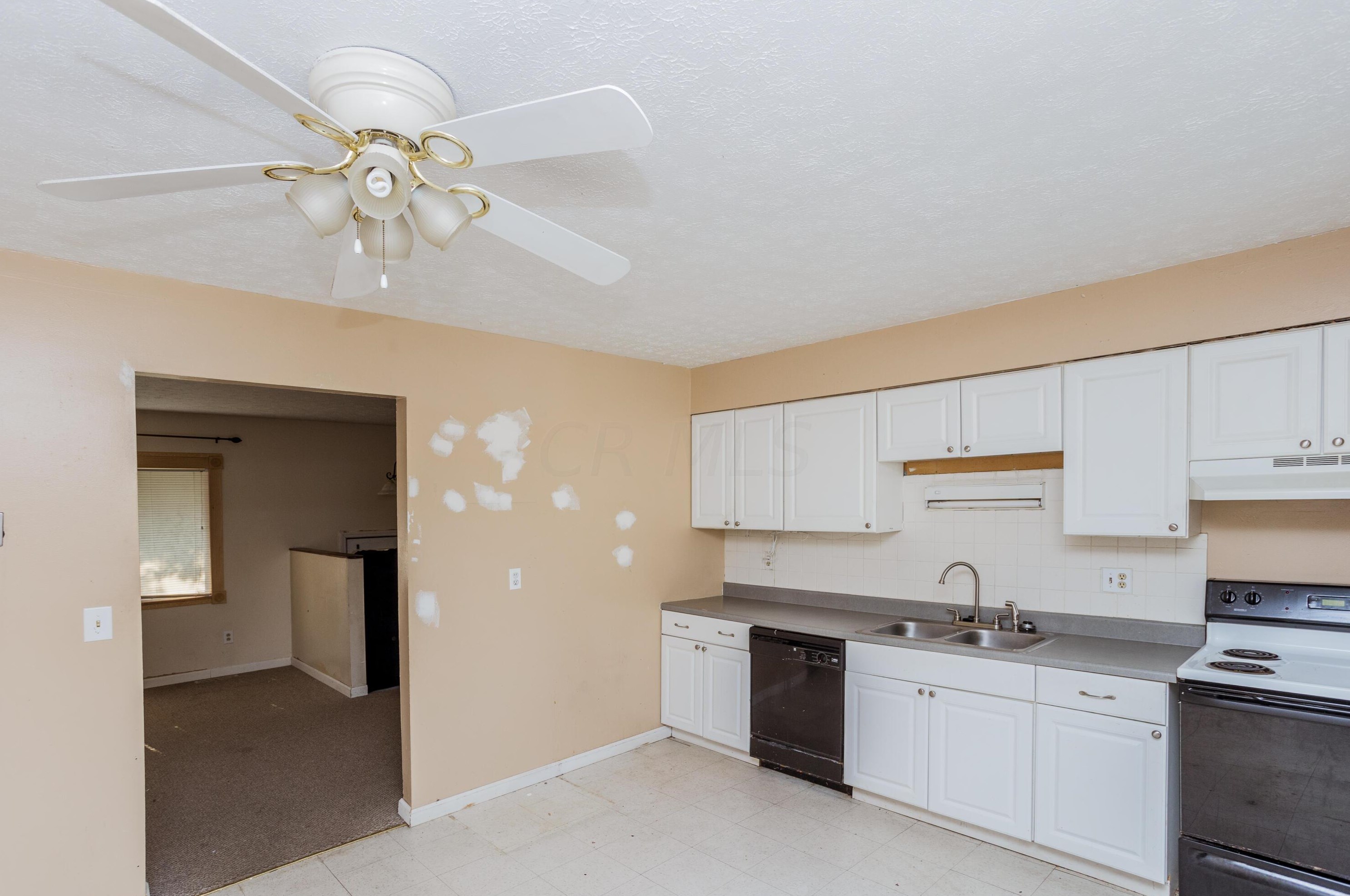 3453 Bremen St, Columbus OH 43224-3435 exterior