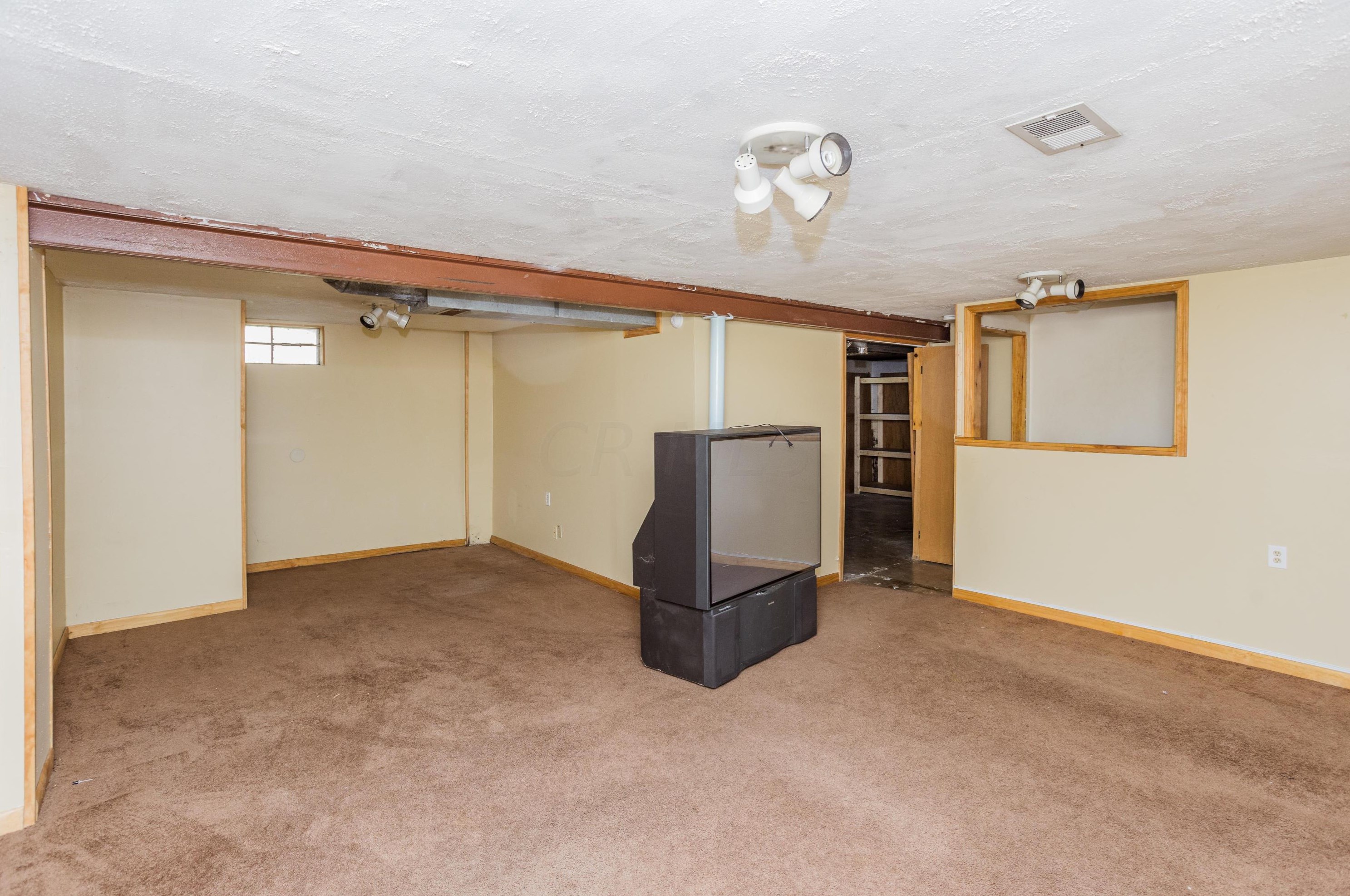 3453 Bremen St, Columbus OH 43224-3435 exterior