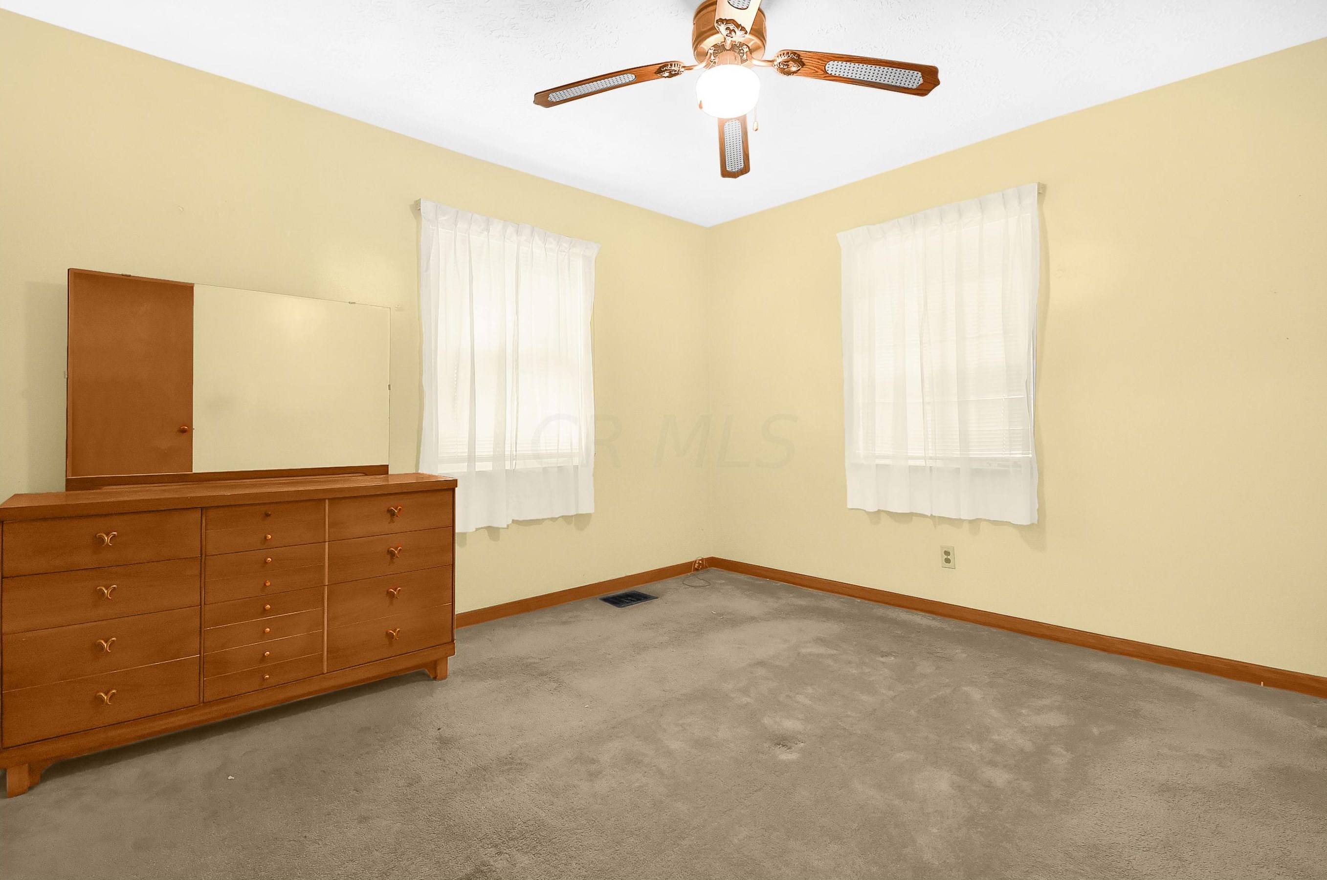 763 Binns Blvd, Columbus OH 43204-2346 exterior