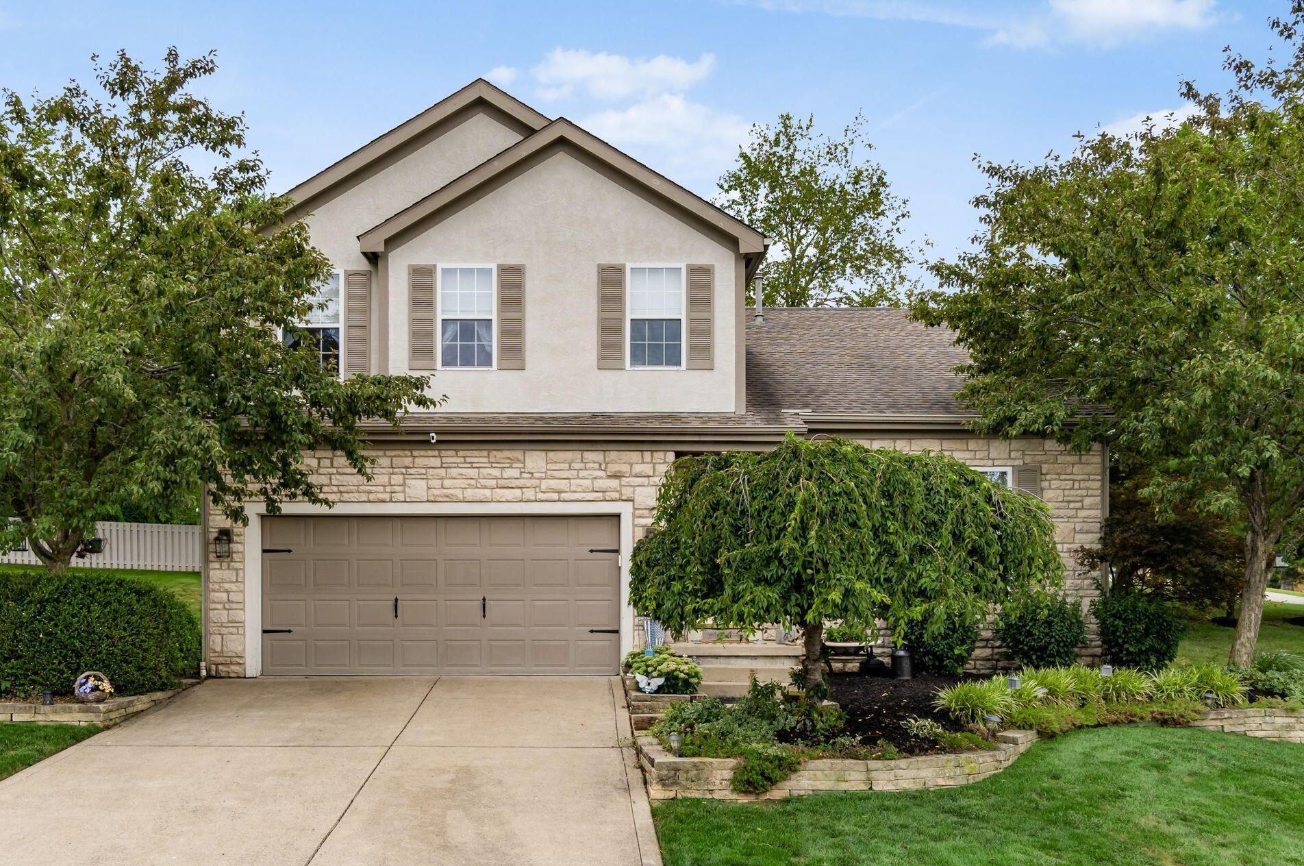 170 Royal Farm E, Blacklick, OH 43004