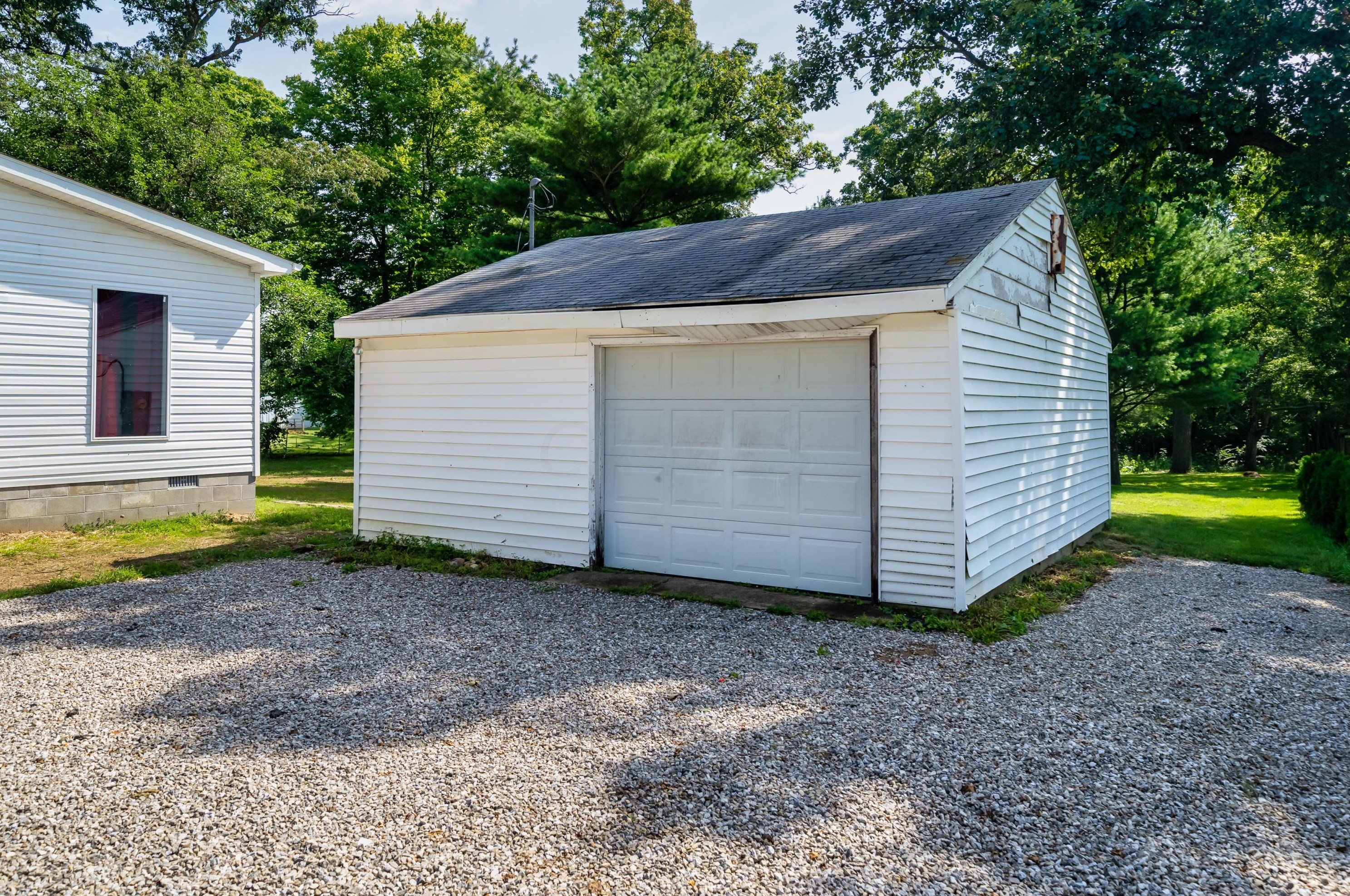 24270 Sisk Rd, Circleville OH  43113-9687 exterior