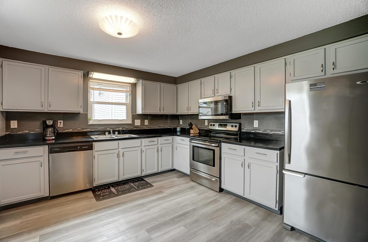 4538 Glenhaven Dr, Columbus OH 43231-5987 exterior