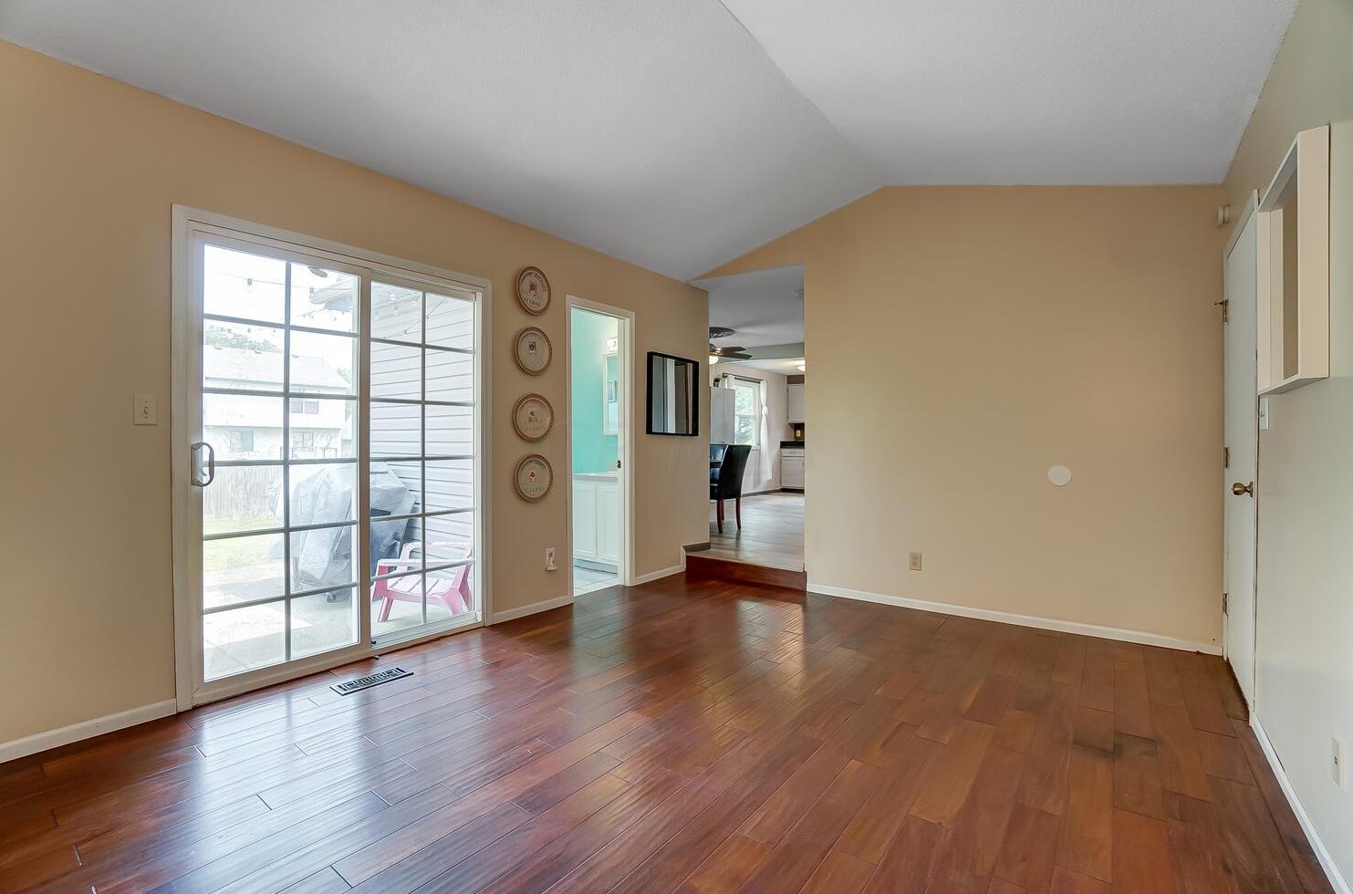 4538 Glenhaven Dr, Columbus OH 43231-5987 exterior