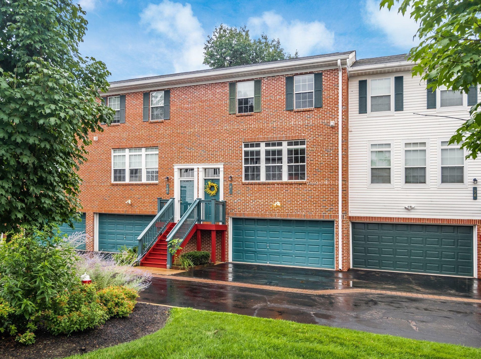 98 Olentangy Pt, Columbus OH 43202-1905 exterior