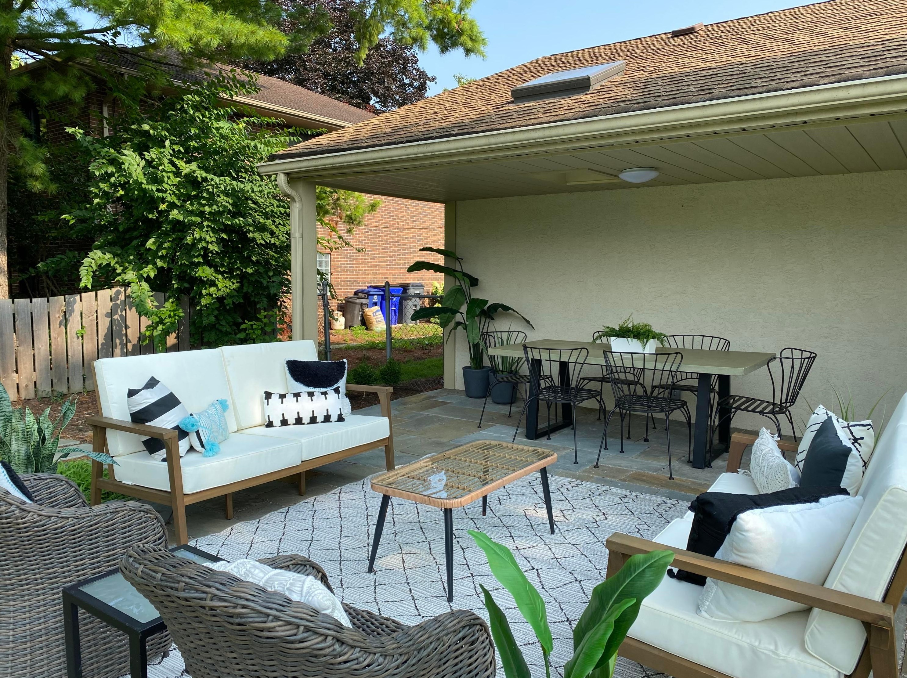 1767 Riverhill Rd, Columbus OH  43221-1334 exterior