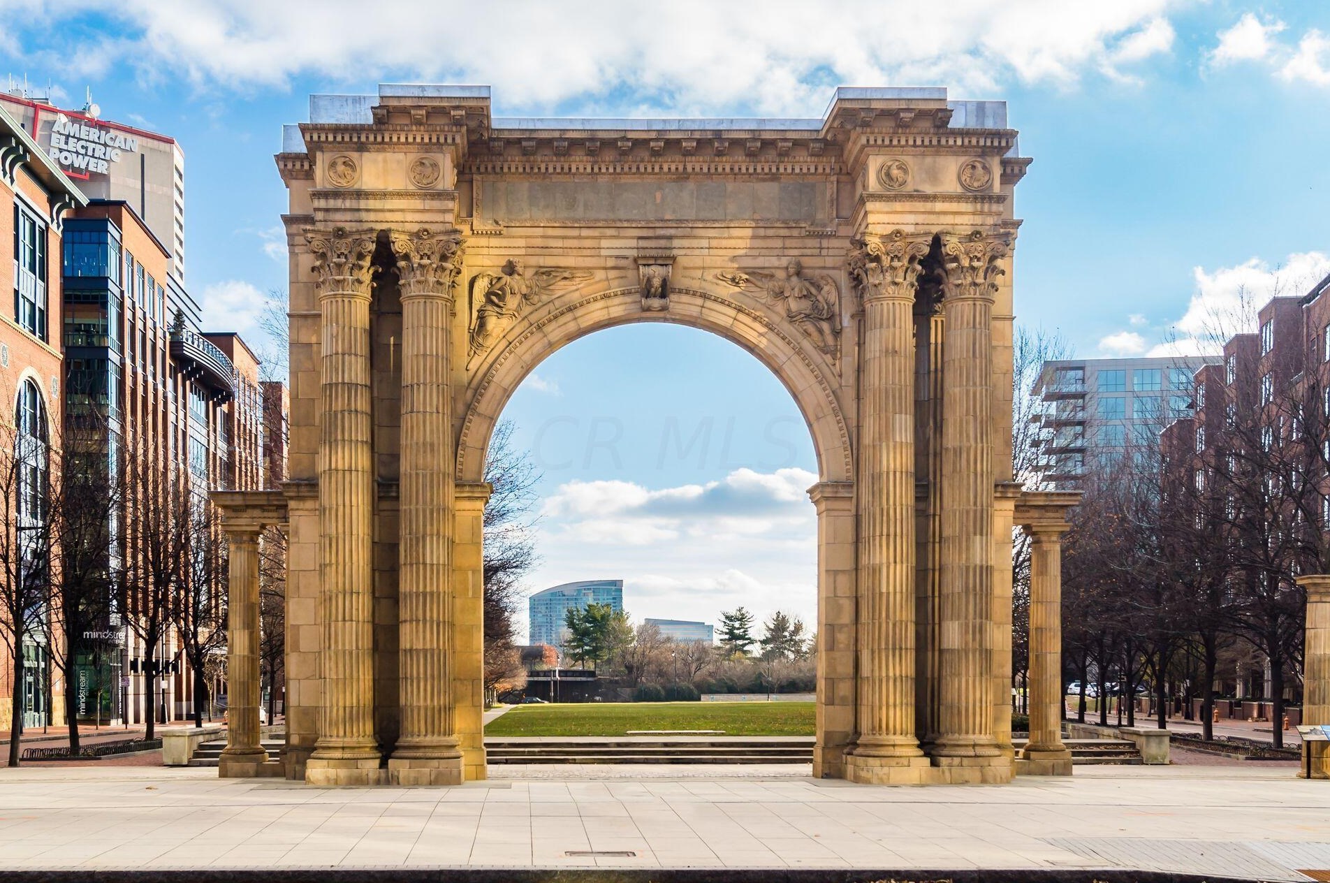 448 Nationwide Blvd, Columbus OH  43215-2333 exterior