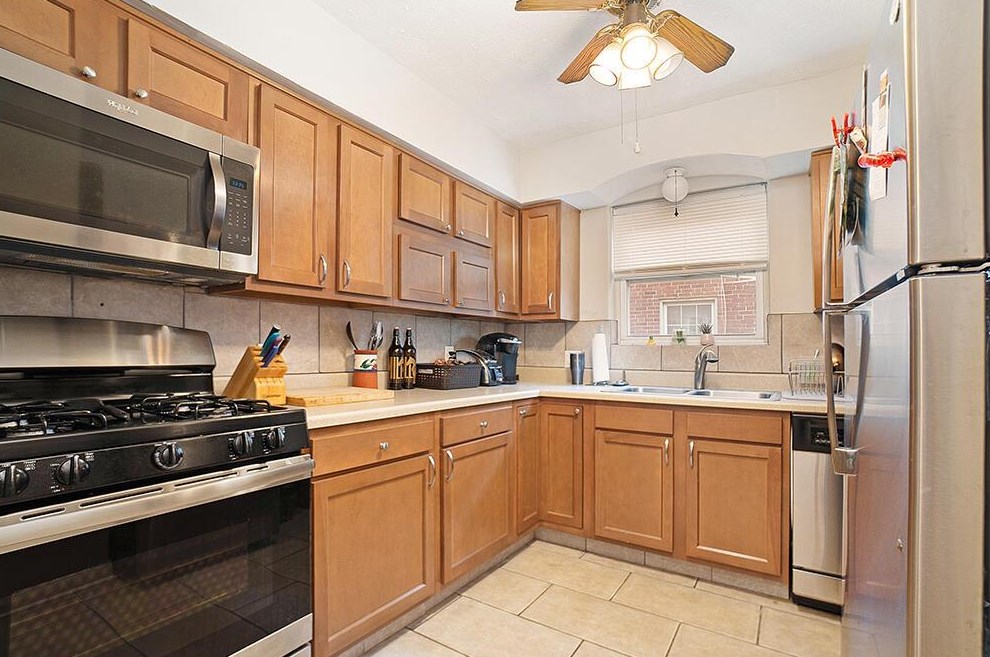 1610 Elmwood Ave, Columbus OH 43212-2330 exterior