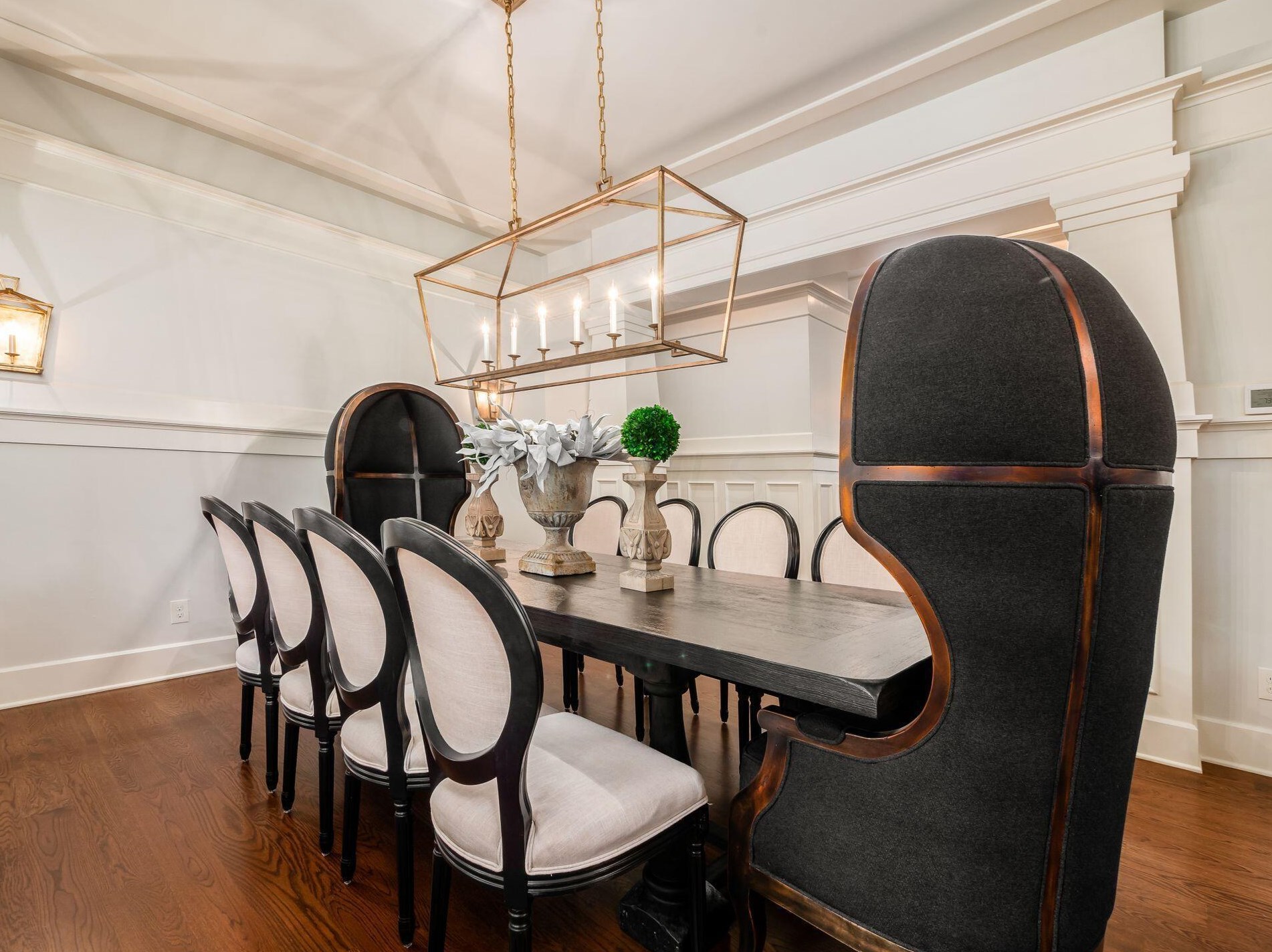 2380 Lane Rd, Columbus OH 43220-3847 exterior