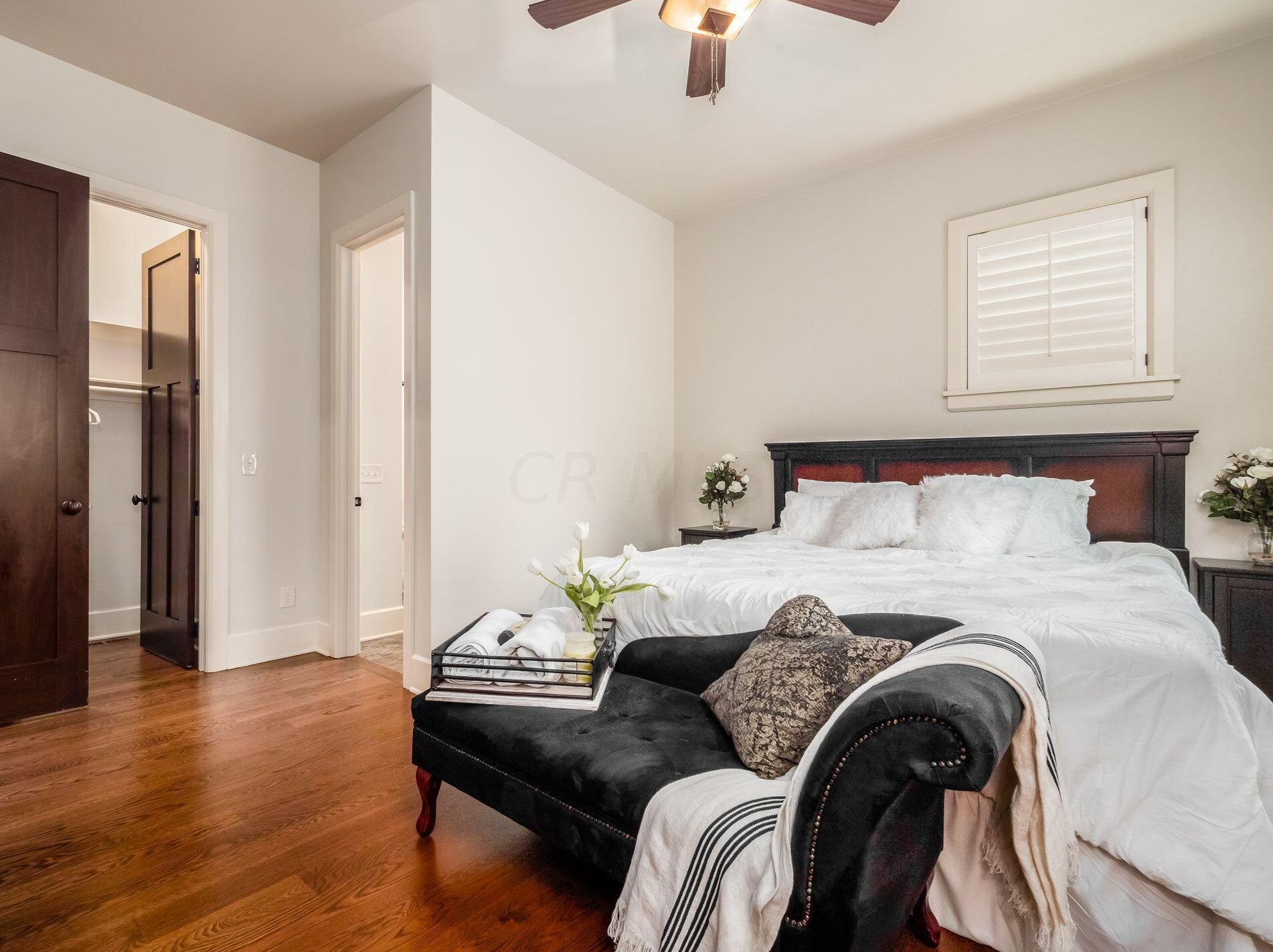 2380 Lane Rd, Columbus OH 43220-3847 exterior