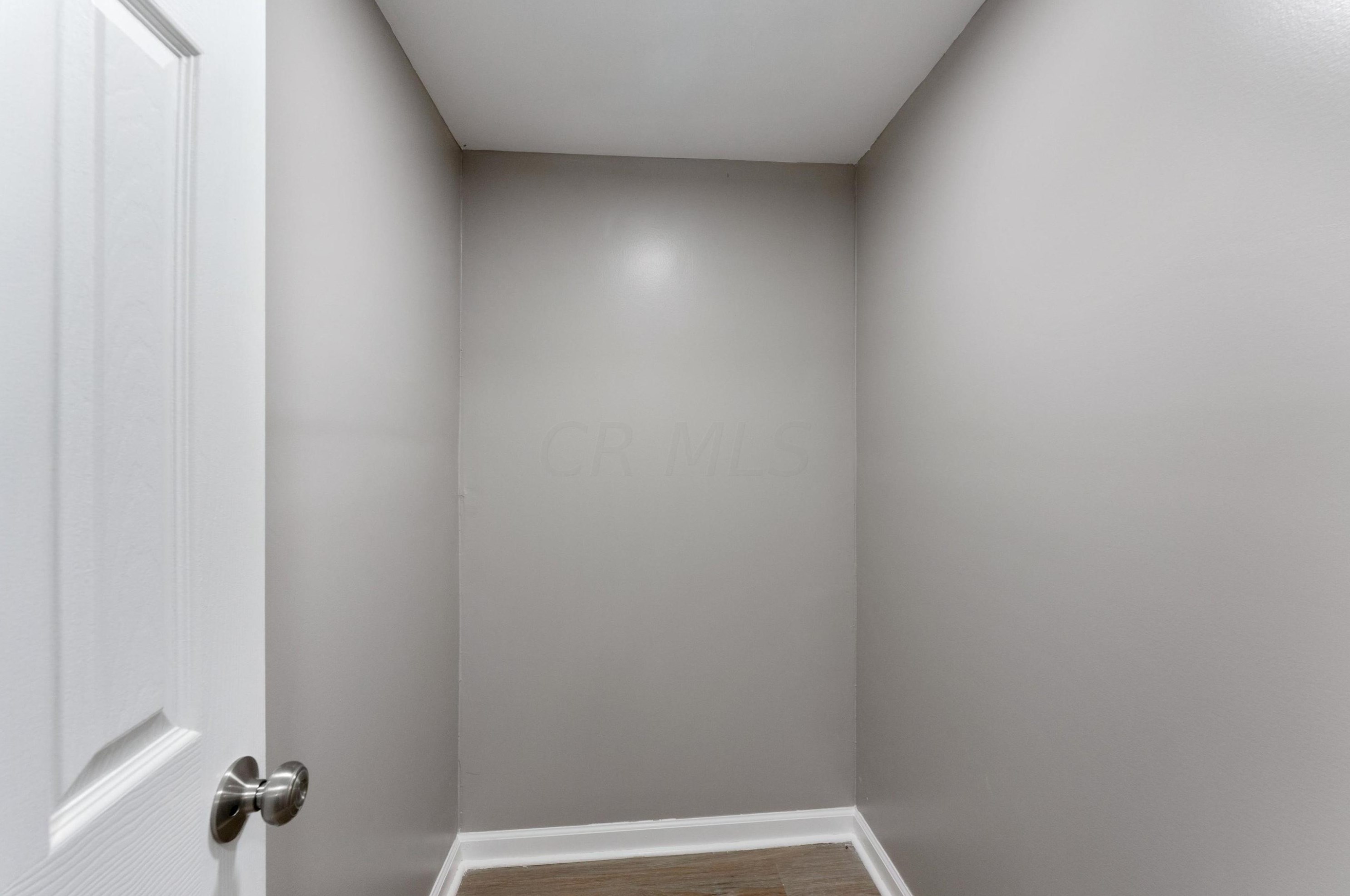 1314 Ironwood Dr, Columbus OH  43229-4307 exterior