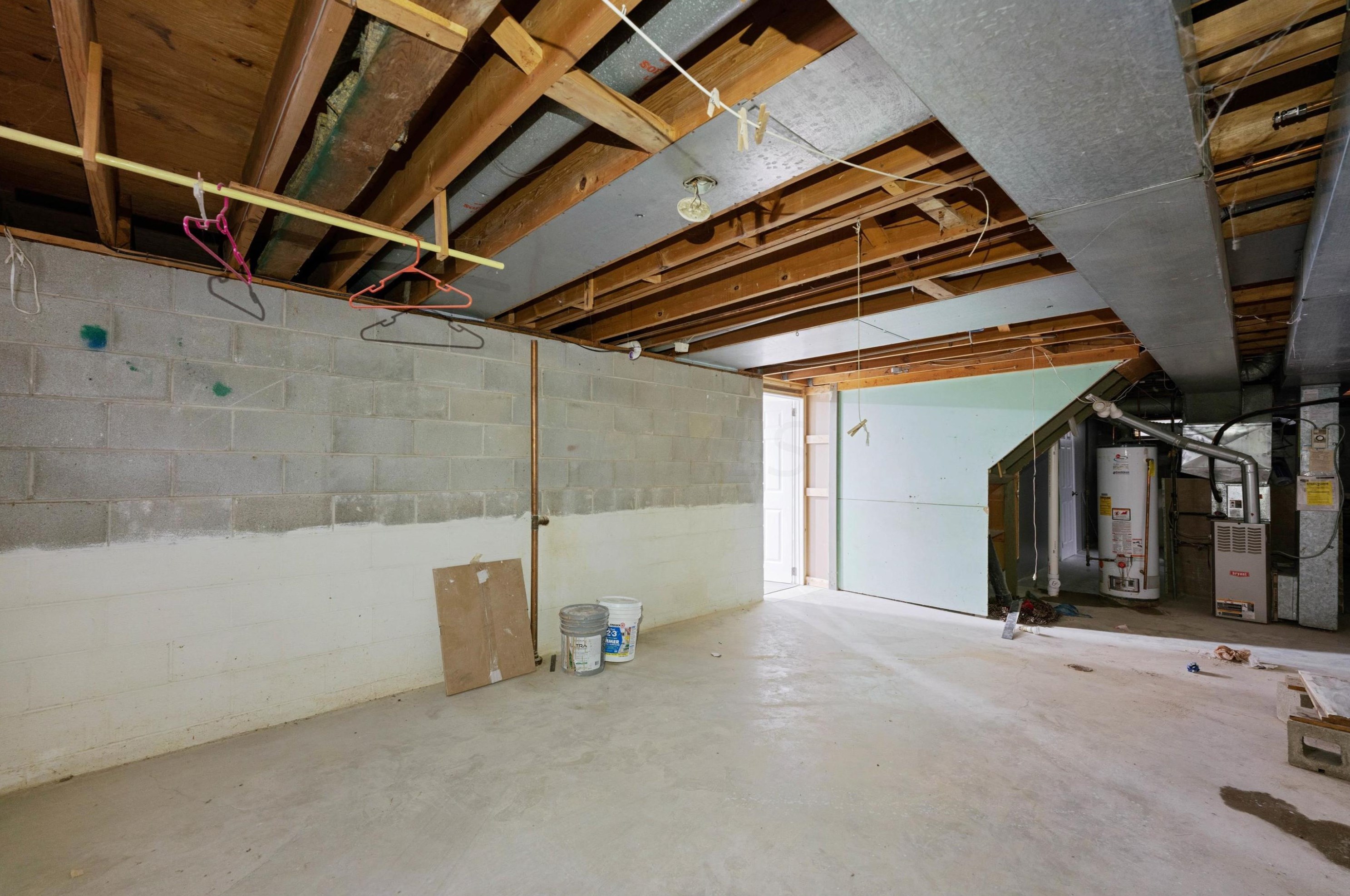 1314 Ironwood Dr, Columbus OH  43229-4307 exterior