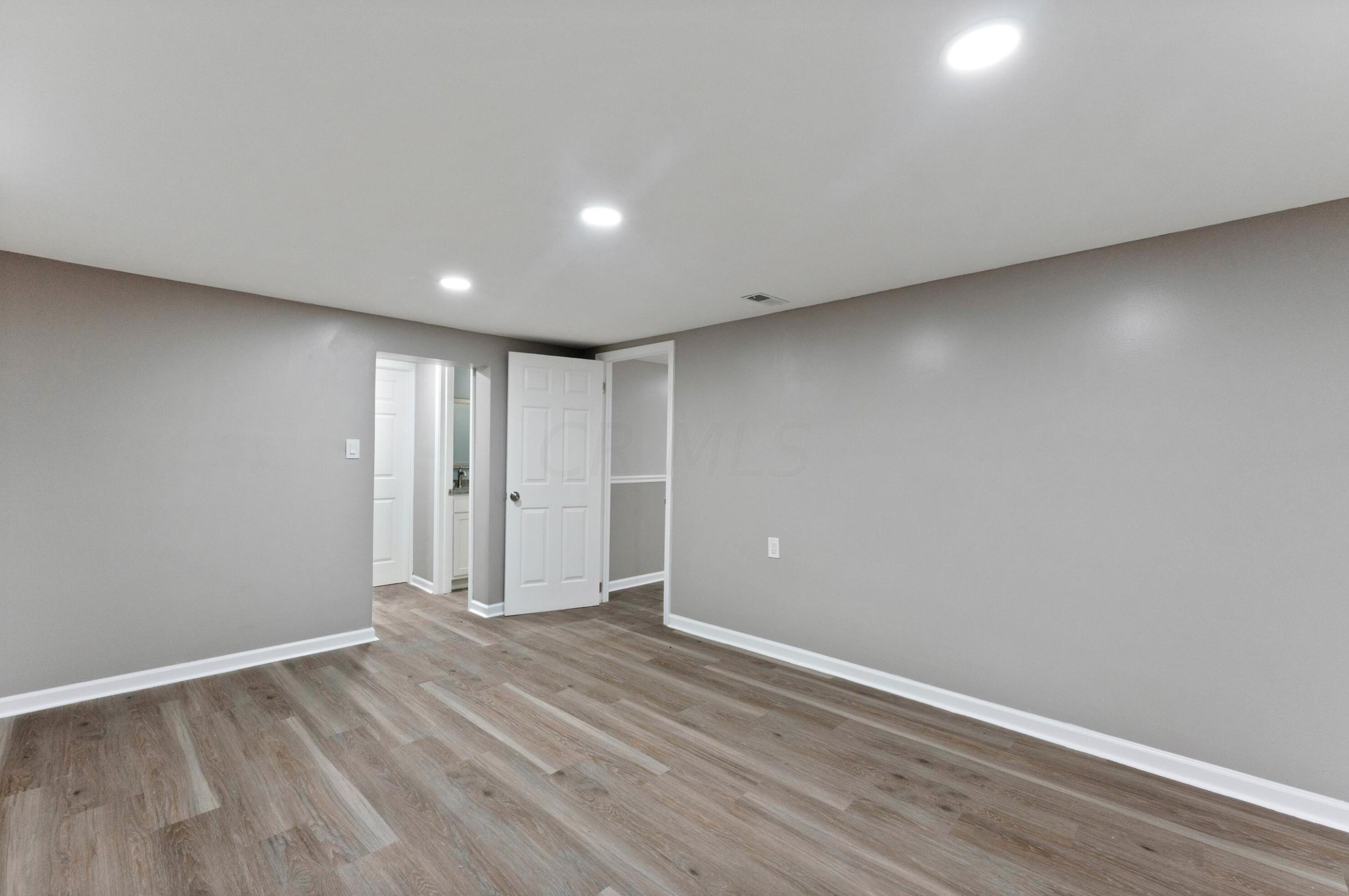 1314 Ironwood Dr, Columbus OH  43229-4307 exterior