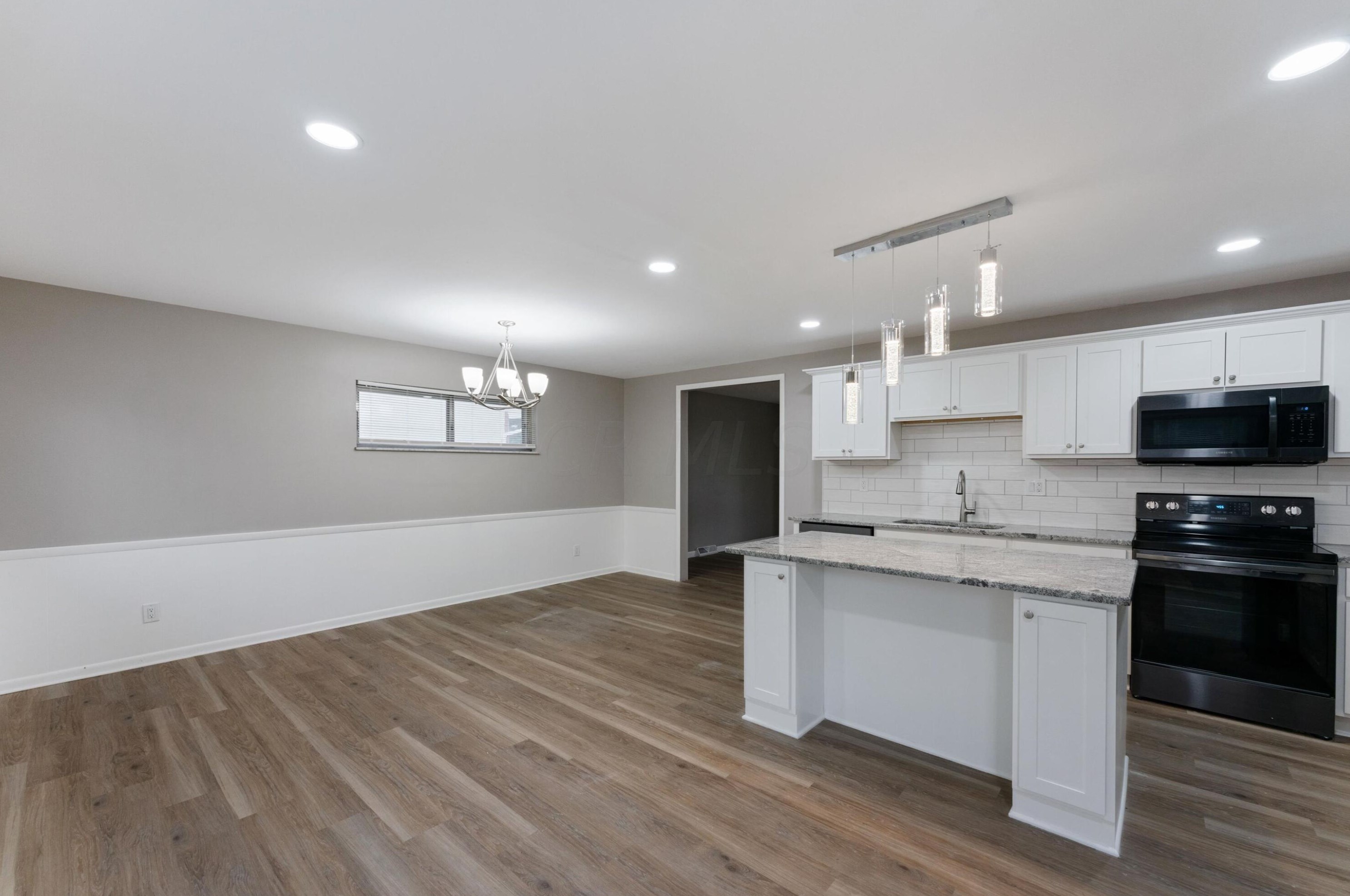 1314 Ironwood Dr, Columbus OH  43229-4307 exterior