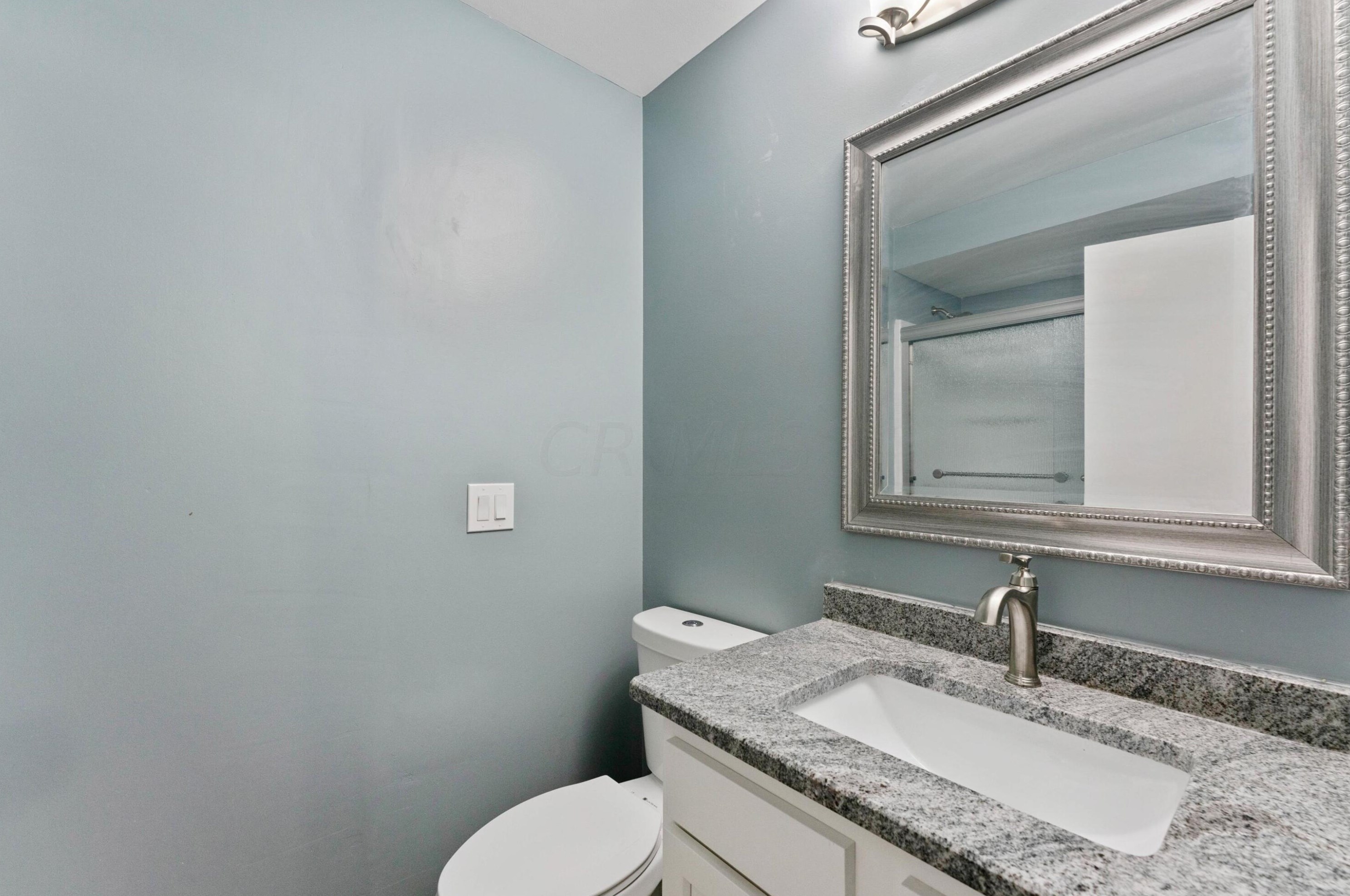 1314 Ironwood Dr, Columbus OH  43229-4307 exterior