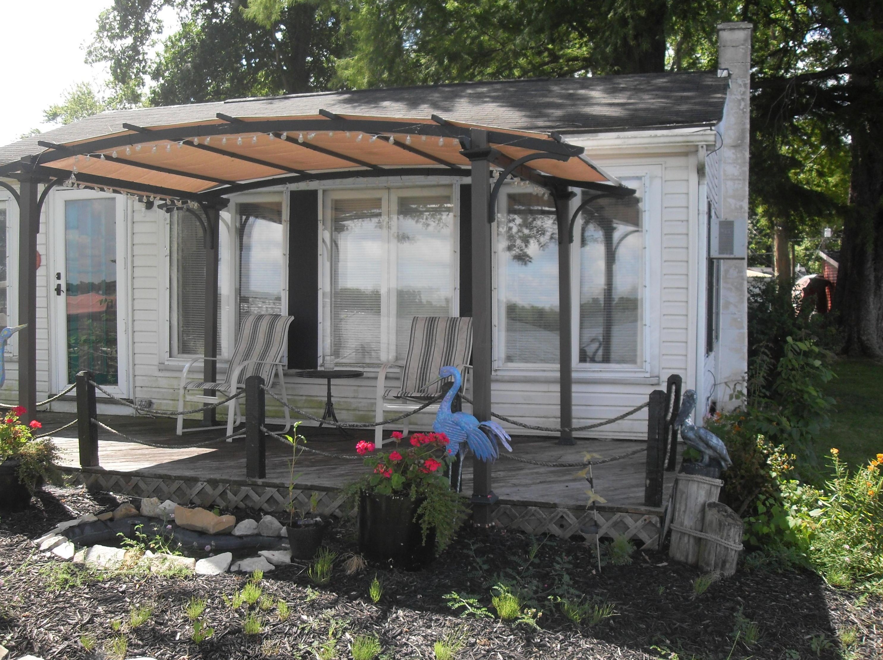 13967 Custers Point Rd, Thornville OH  43076-9244 exterior