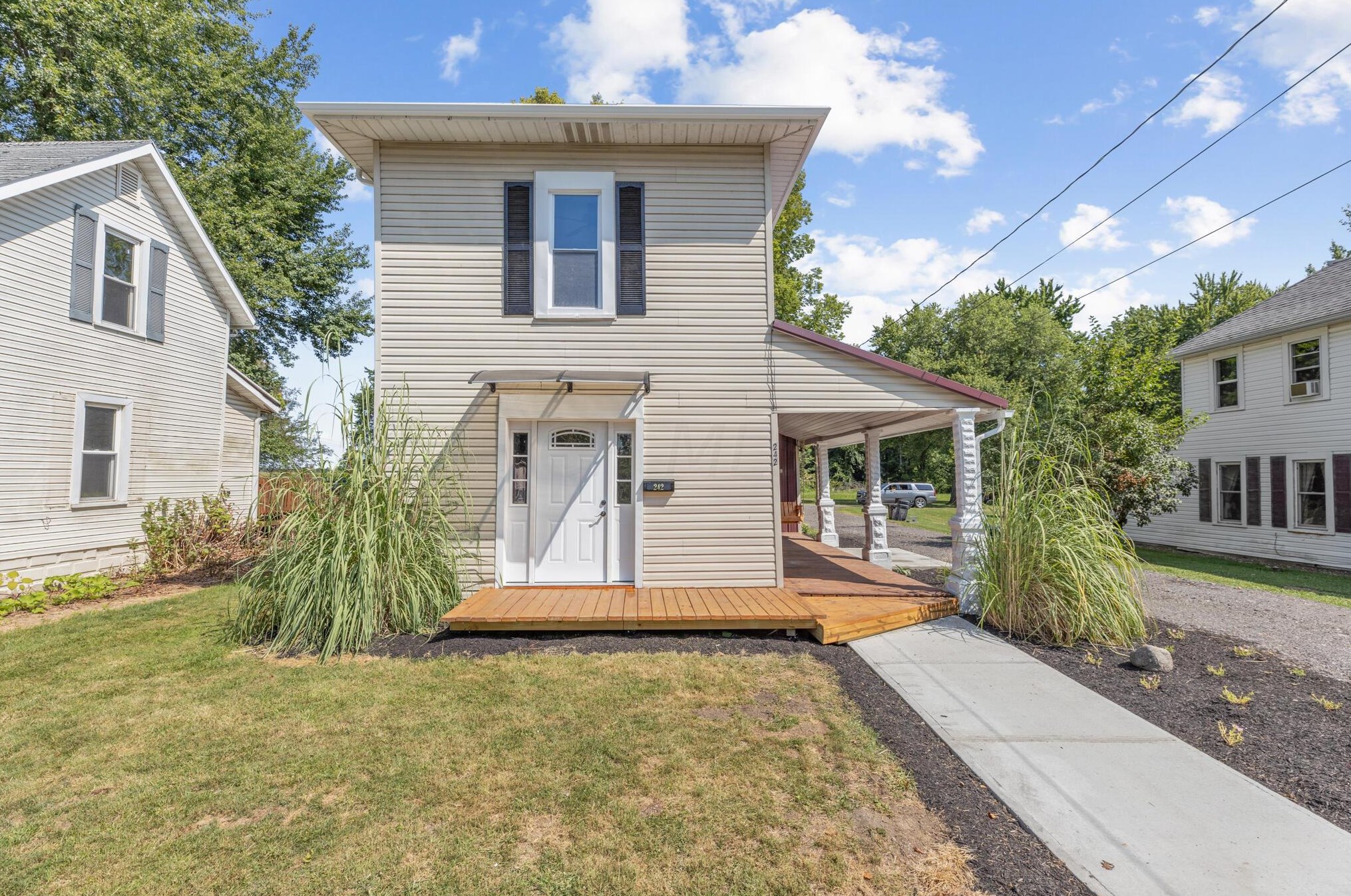 242 Ottawa St, Richwood OH  43344-1262 exterior