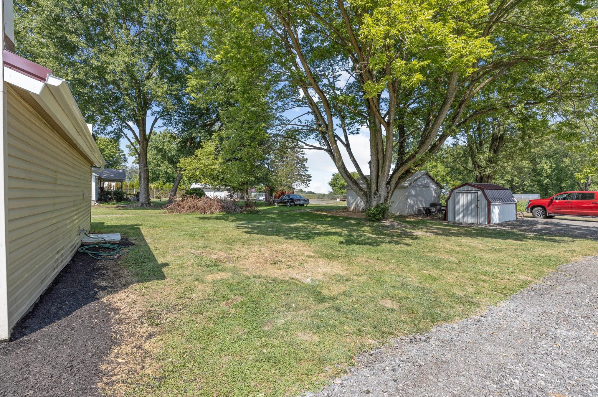 242 Ottawa St, Richwood OH  43344-1262 exterior