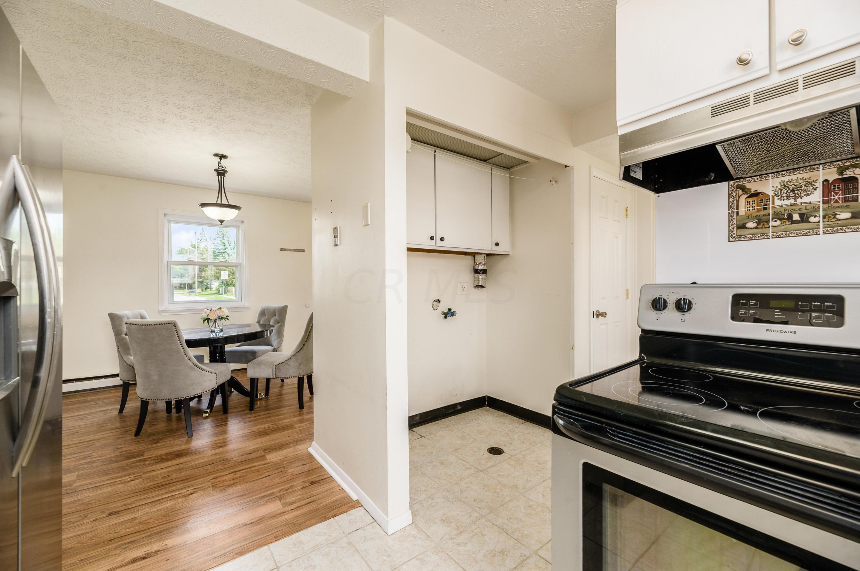 3479 Arnsby Rd, Columbus OH 43232-5909 exterior