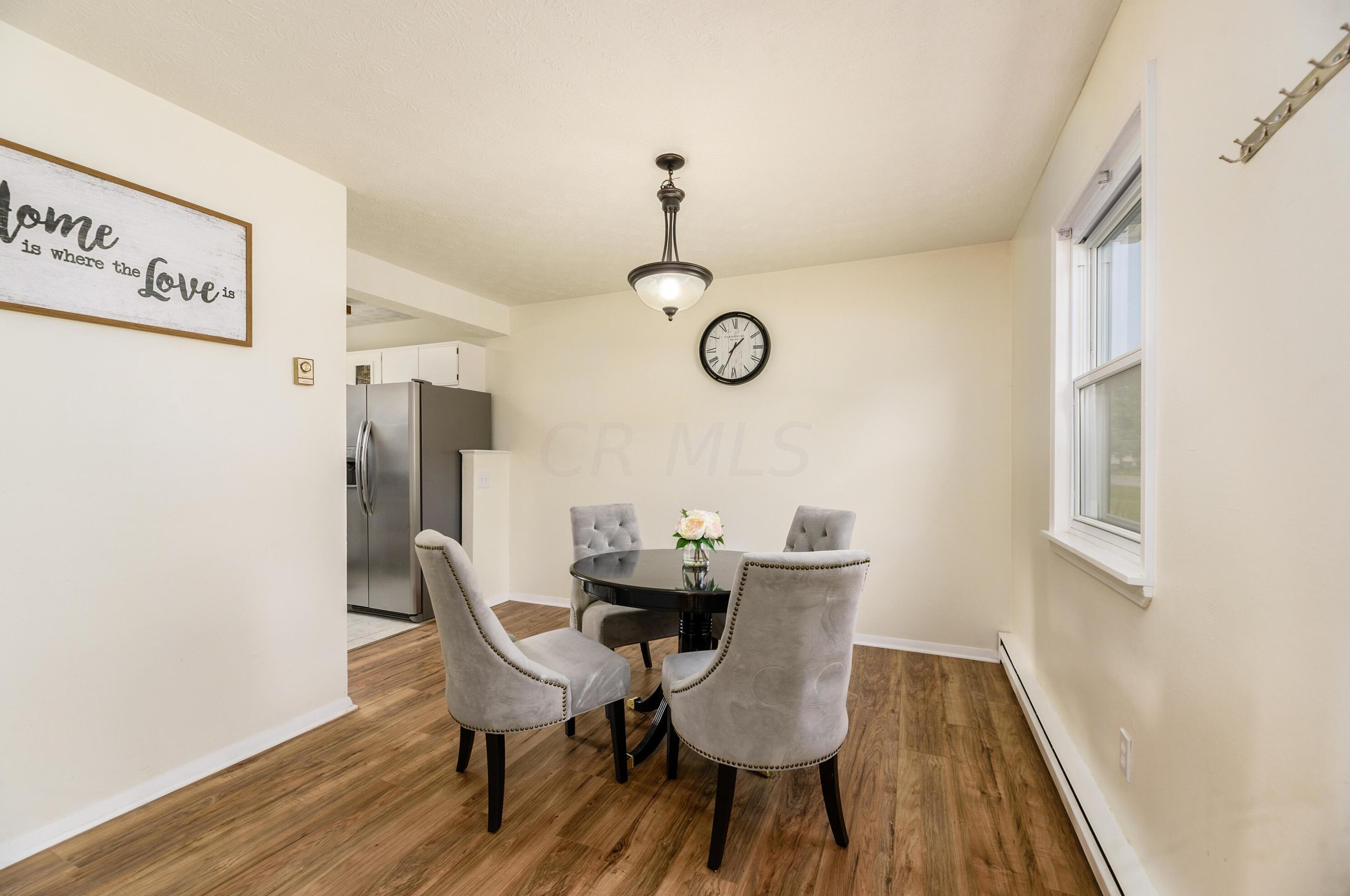 3479 Arnsby Rd, Columbus OH 43232-5909 exterior