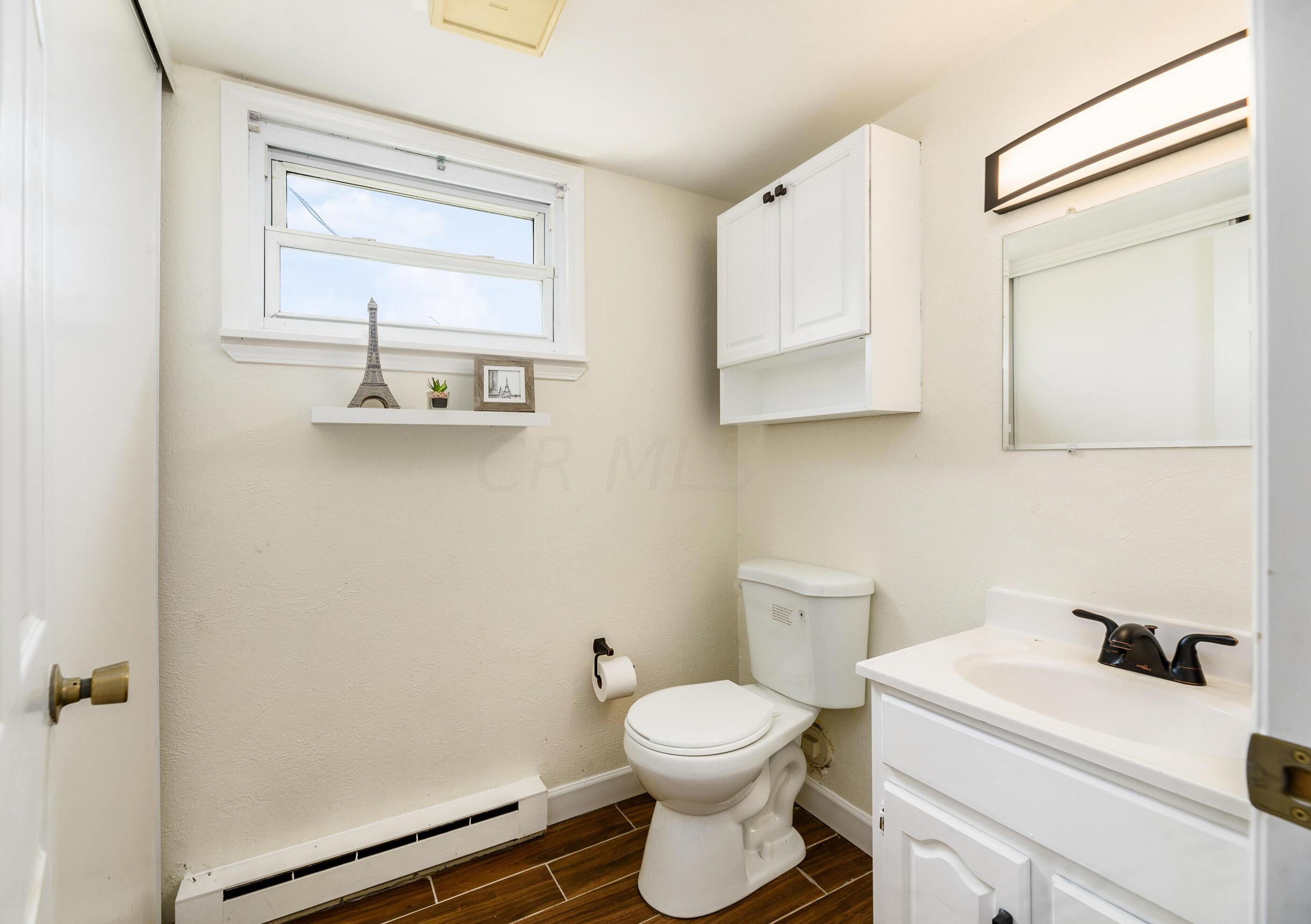 3479 Arnsby Rd, Columbus OH 43232-5909 exterior