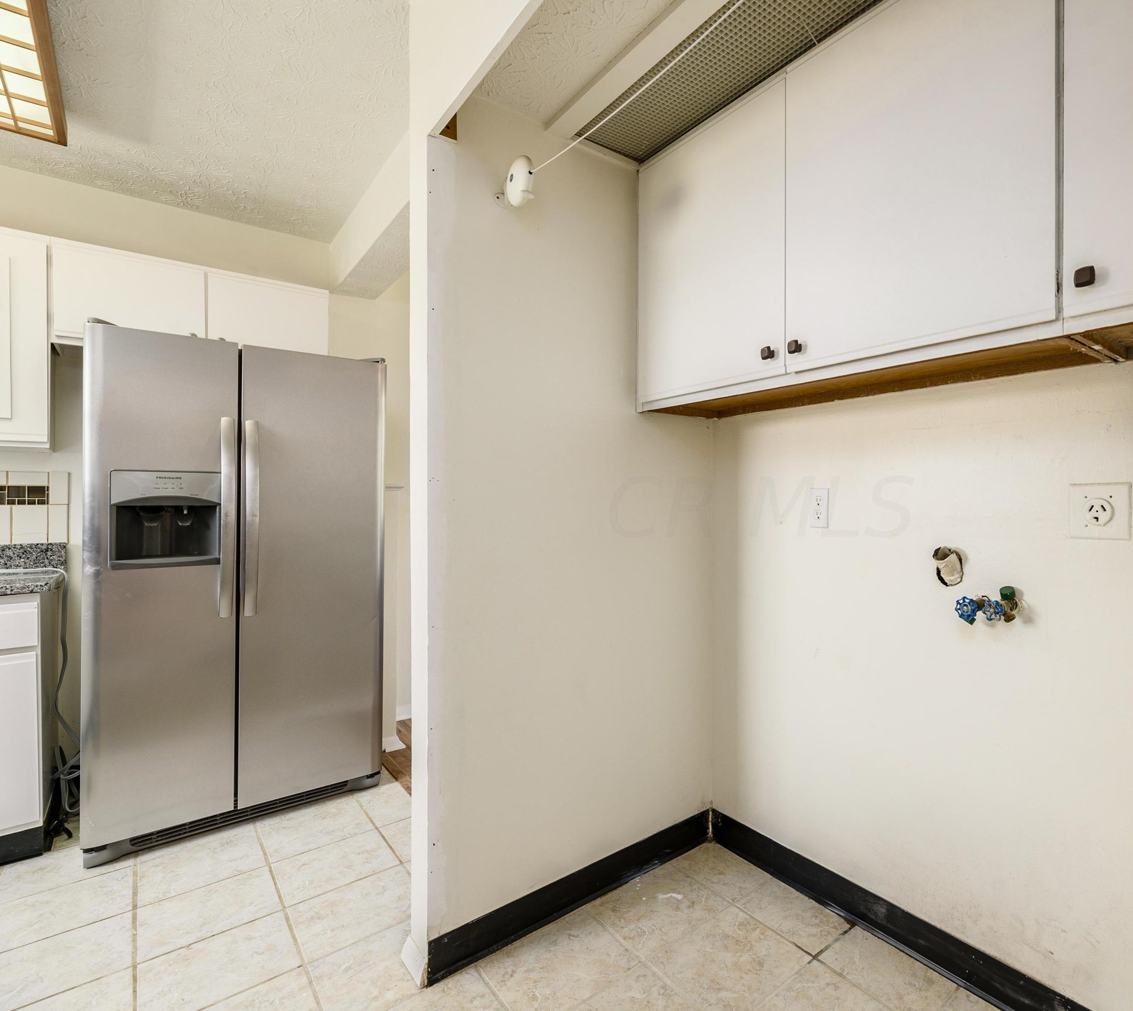 3479 Arnsby Rd, Columbus OH 43232-5909 exterior