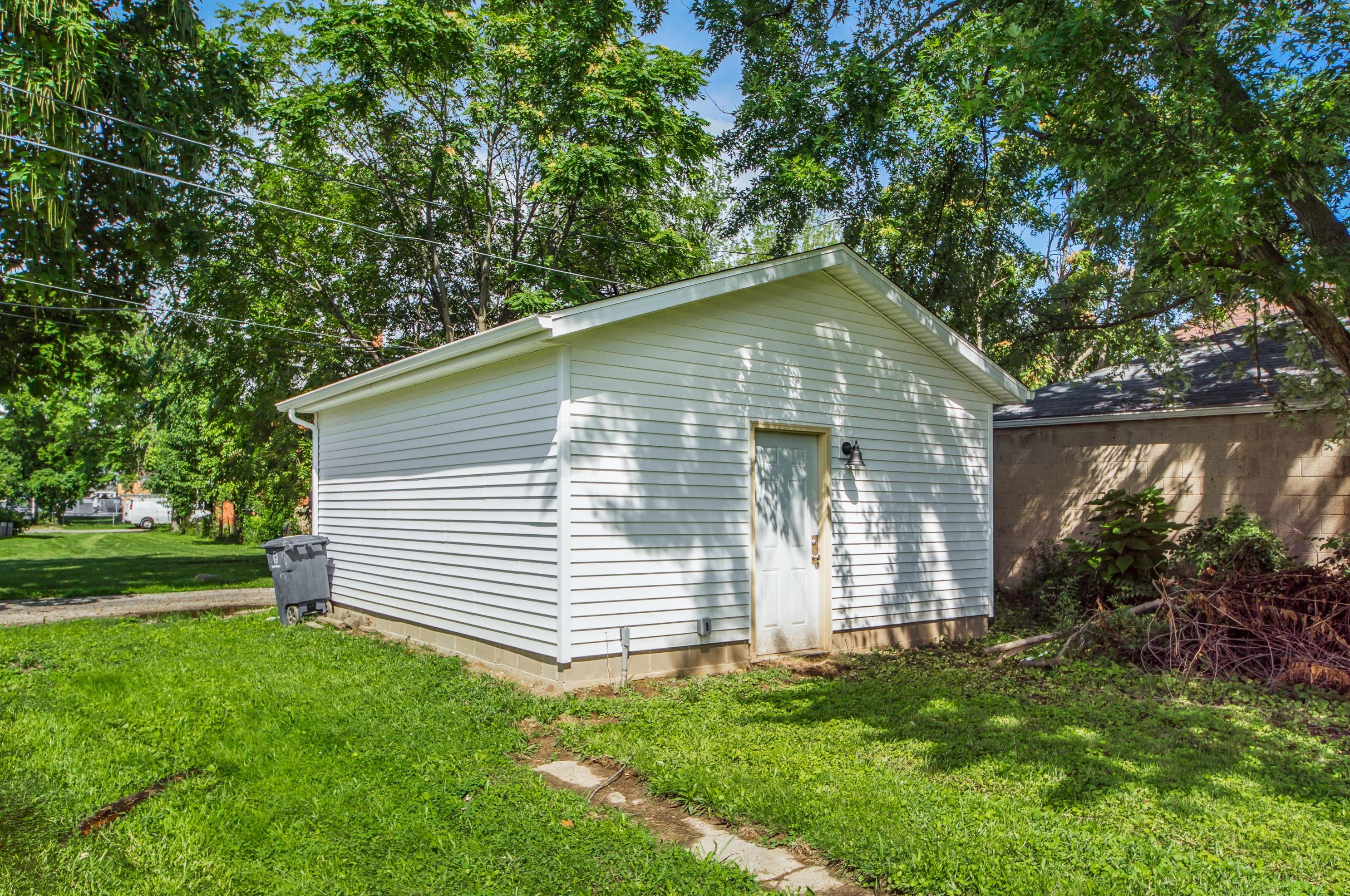 1225 Ann St, Columbus OH  43206-2807 exterior