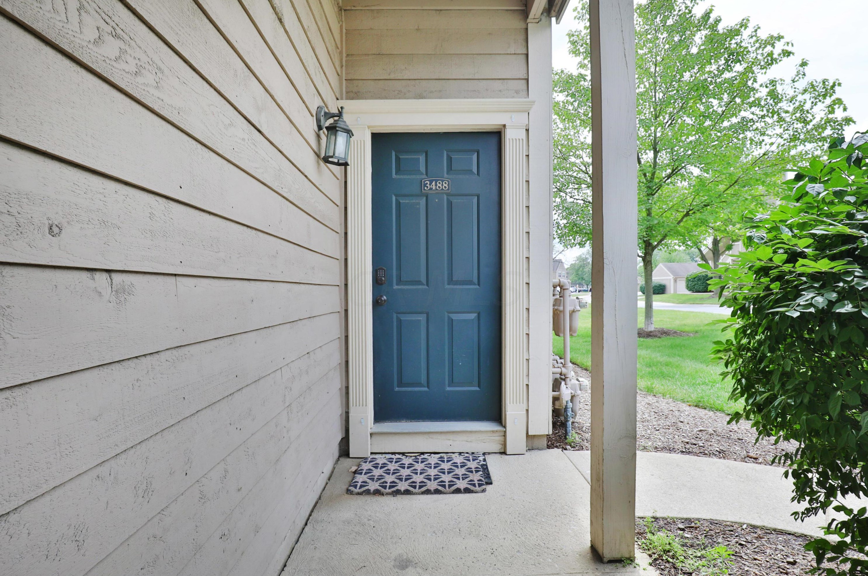 3488 Fishinger Mill Dr, Hilliard OH  43026-9307 exterior