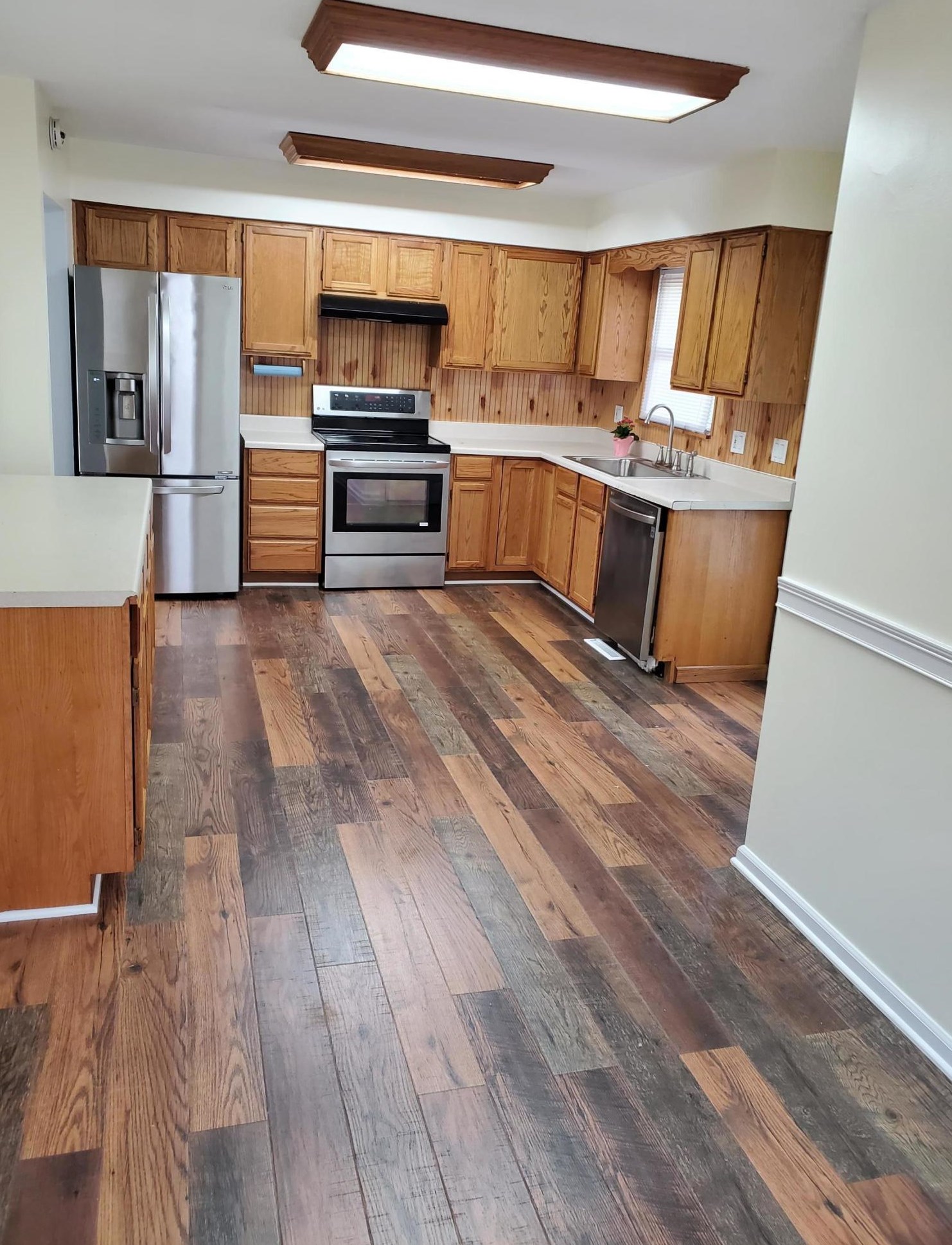 4825 Mcfadden Rd, Columbus OH  43229-6449 exterior